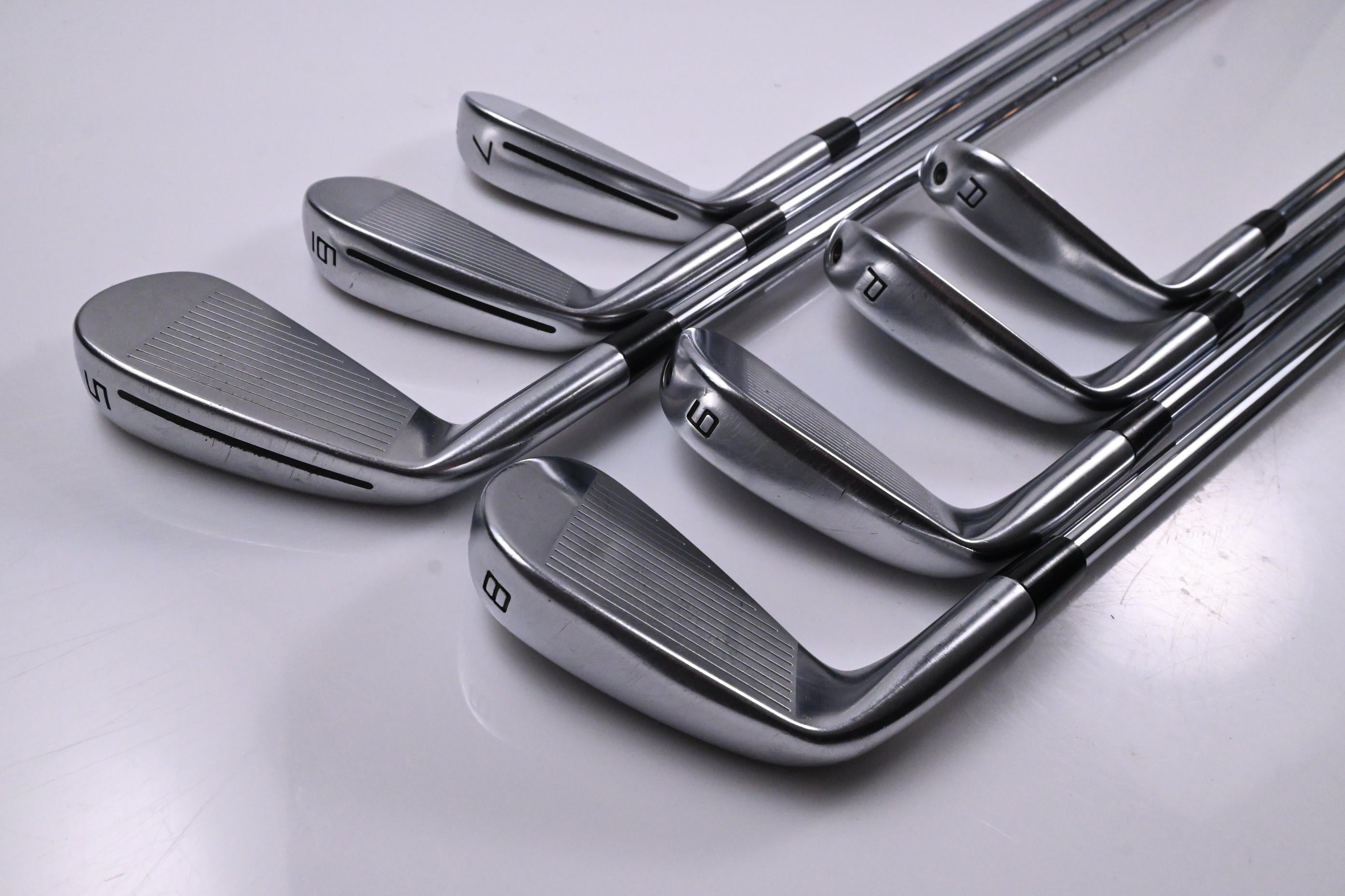 Taylormade P790 2025 Irons / 5-PW+GW / Regular Flex N.S.Pro Modus³ Tour 105