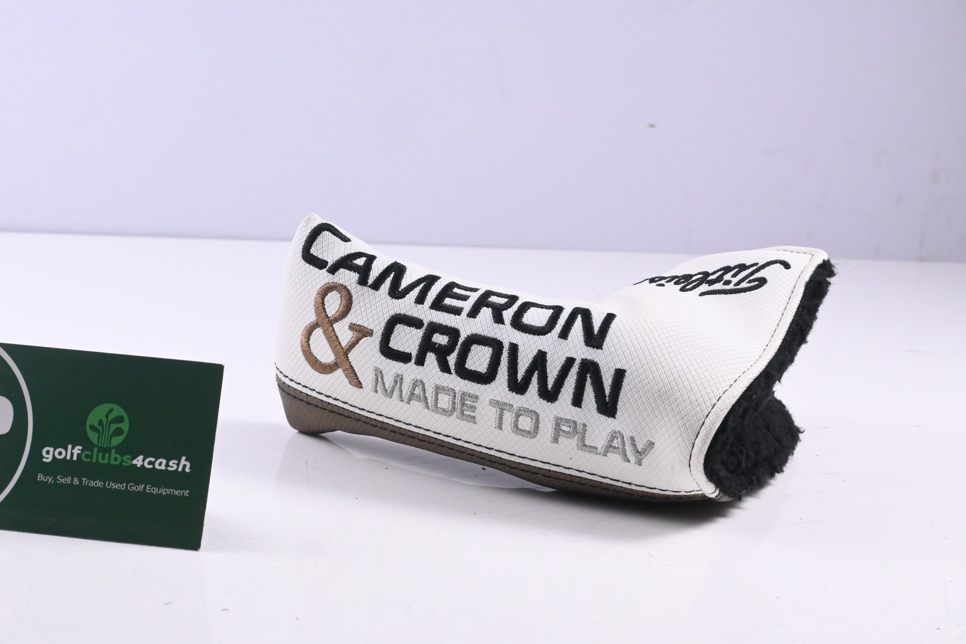 Scotty Cameron Cameron &amp; Crown Newport M2 Putter / 33 Inch