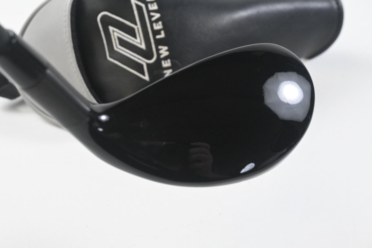 New Level NLH-01 #3 Hybrid / 20 Degree / Stiff Flex Fujikura Motore X 8 Shaft