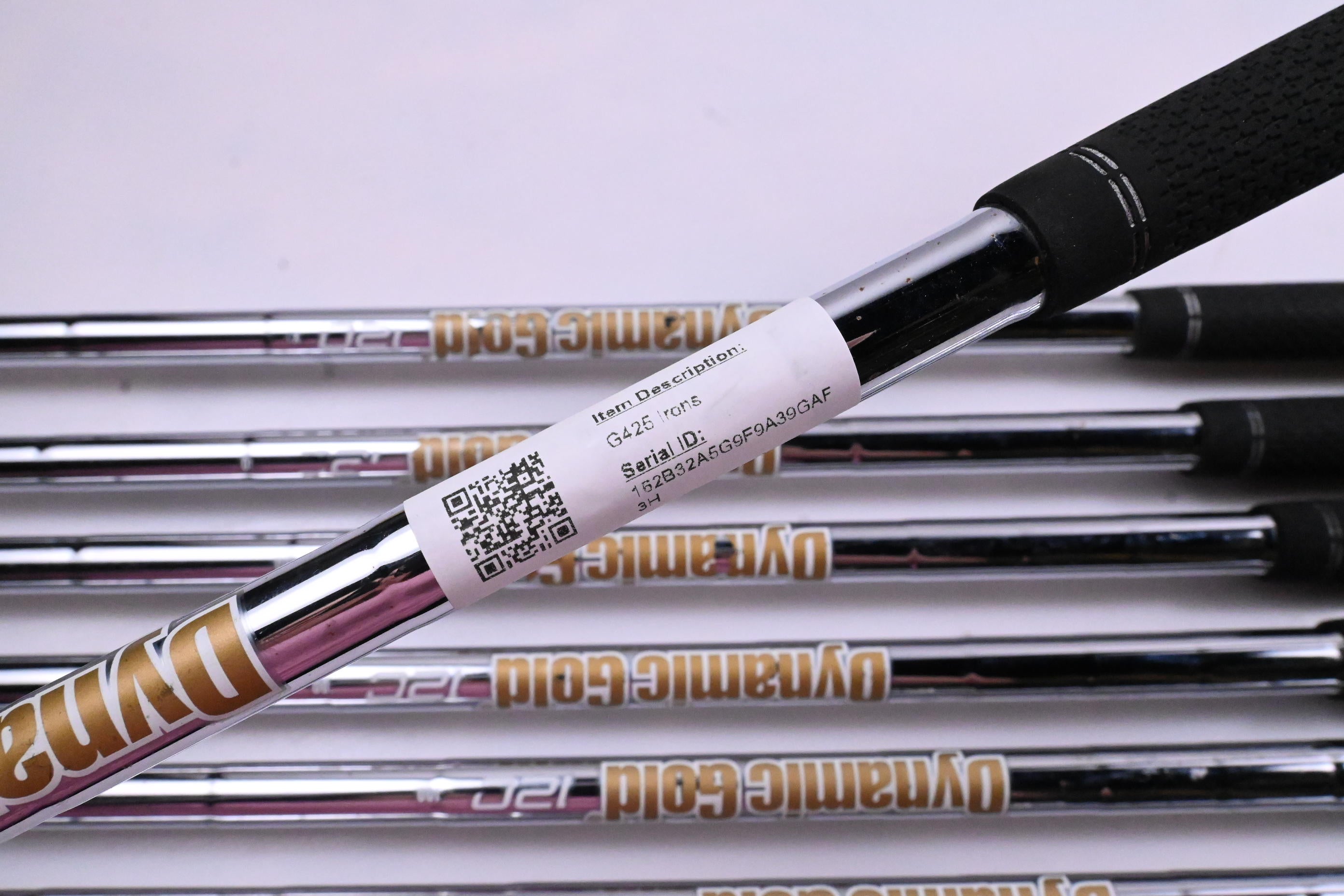 Ping G425 Irons / 4-PW / White Dot / X-Flex Dynamic Gold 120 X100 Shafts