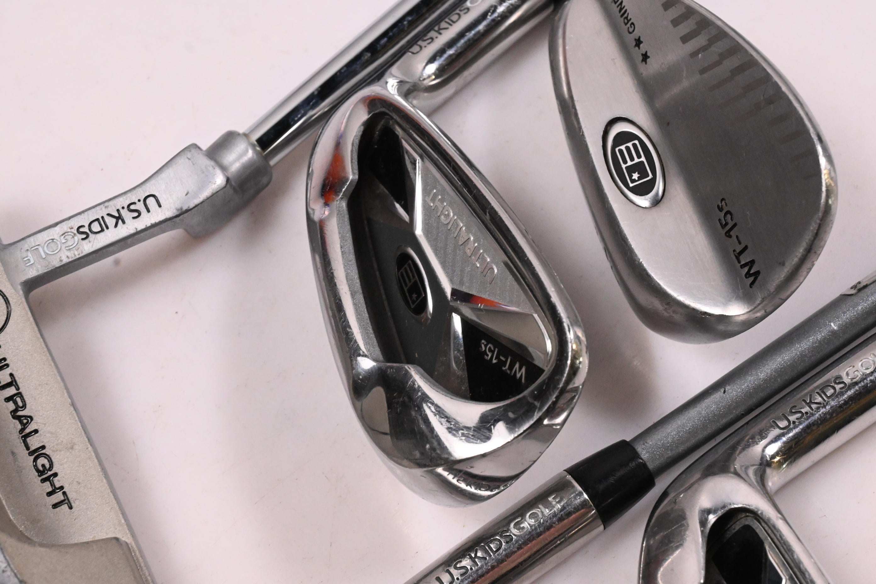 US Kids WT-15s Package Set / Irons, Putter, Bag