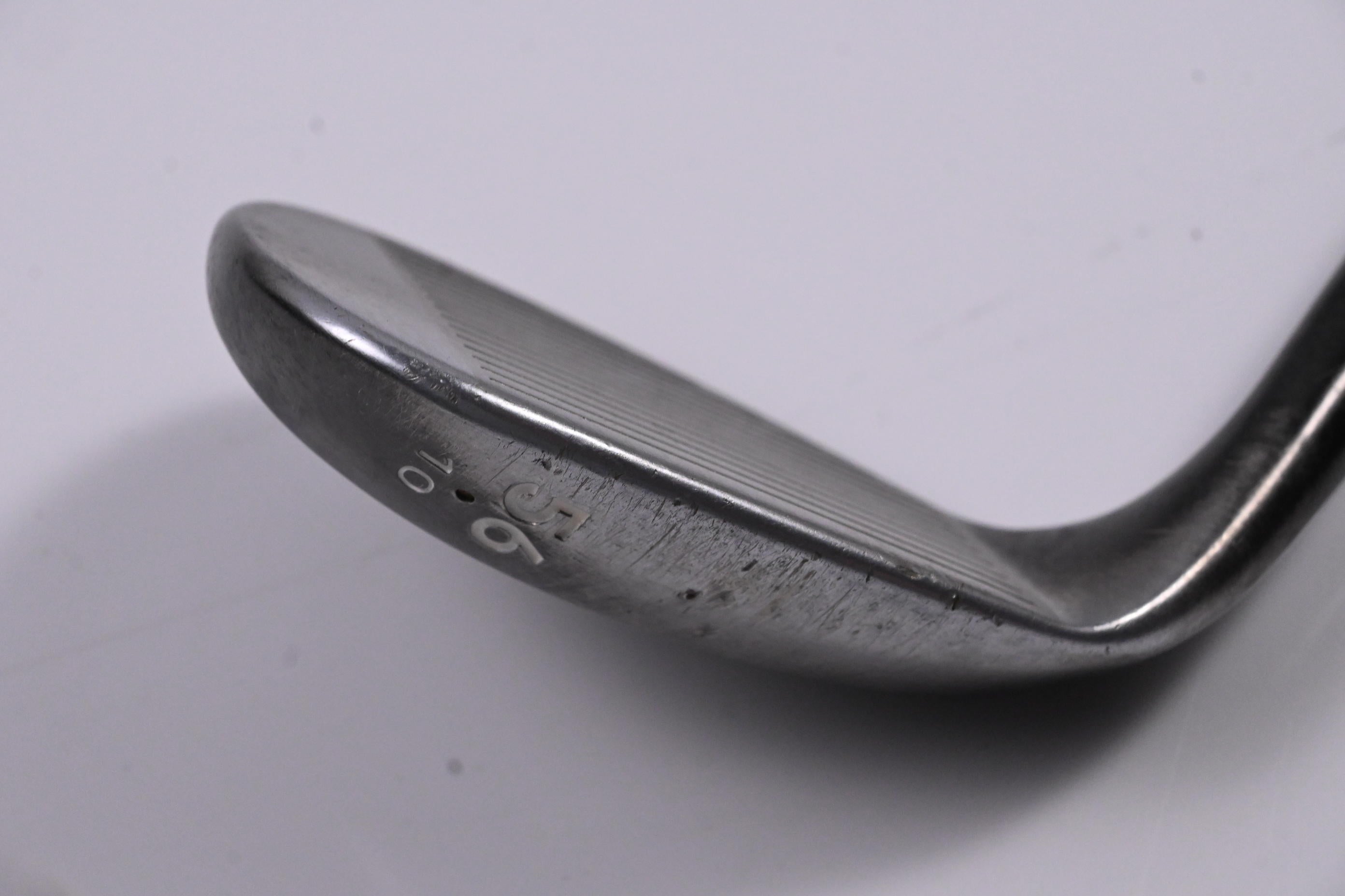 Cleveland CG16 Tour Sand Wedge / 56 Degree / Wedge Flex Traction Shaft