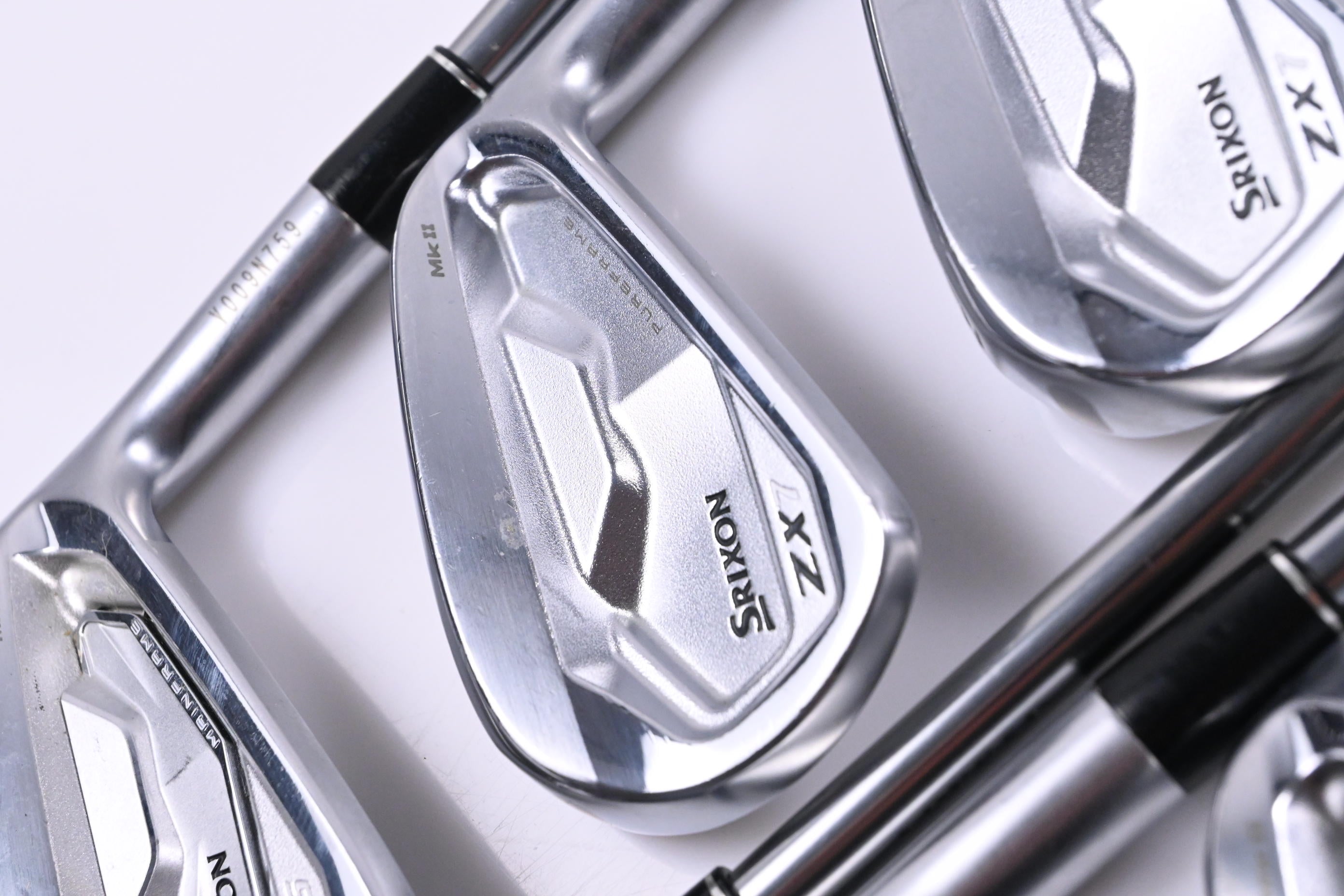Srixon ZX7 MKII (2023) Irons / 4-PW / X-Flex ACCRA TZ 105 I Shafts