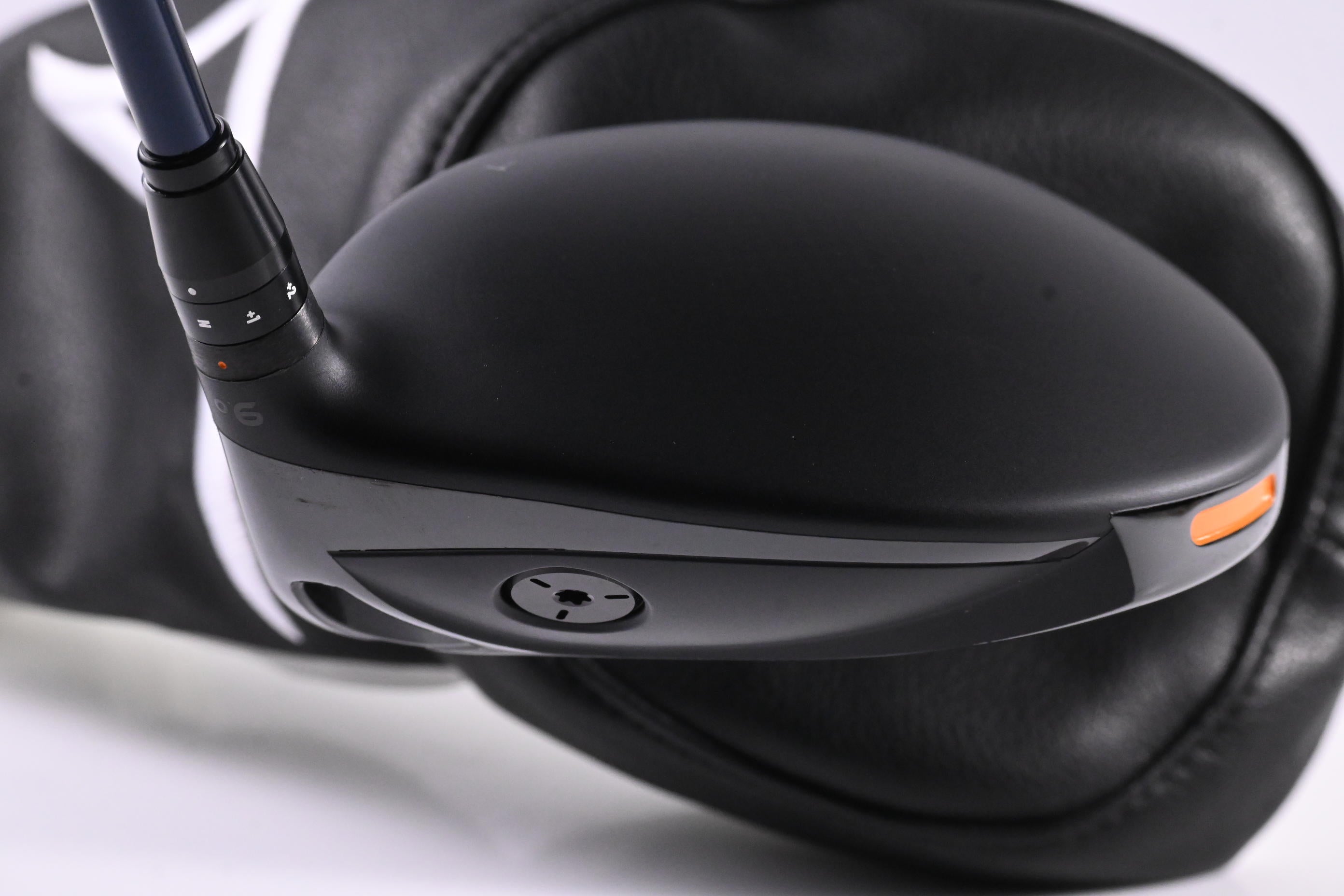 Takomo IIGNIS D1 Driver / 9 Degree / X-Flex Fujikura Ventus Blue 6 Shaft