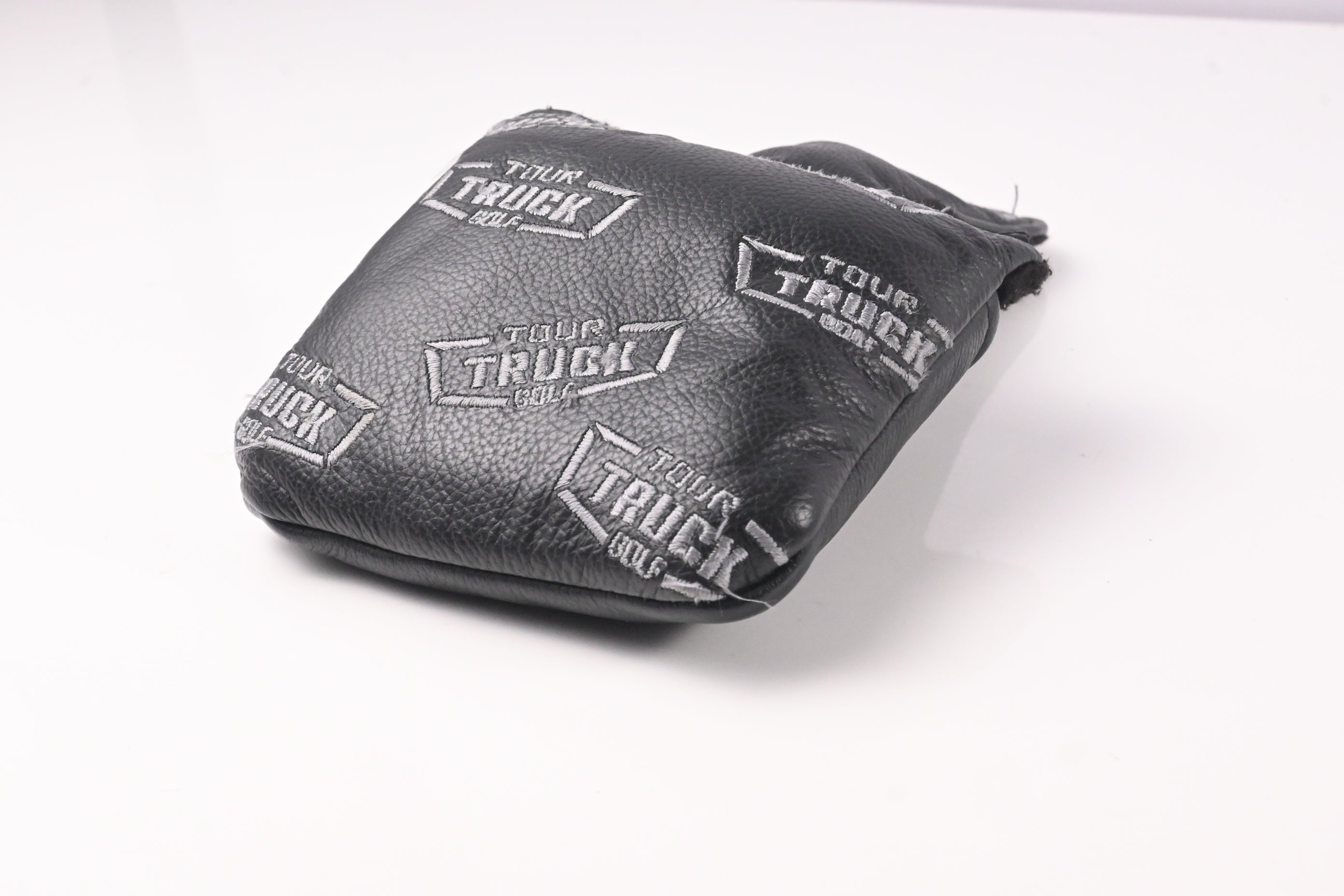 Mizuno M-Craft OMOI 03 Black Ion Putter / 35 Inch