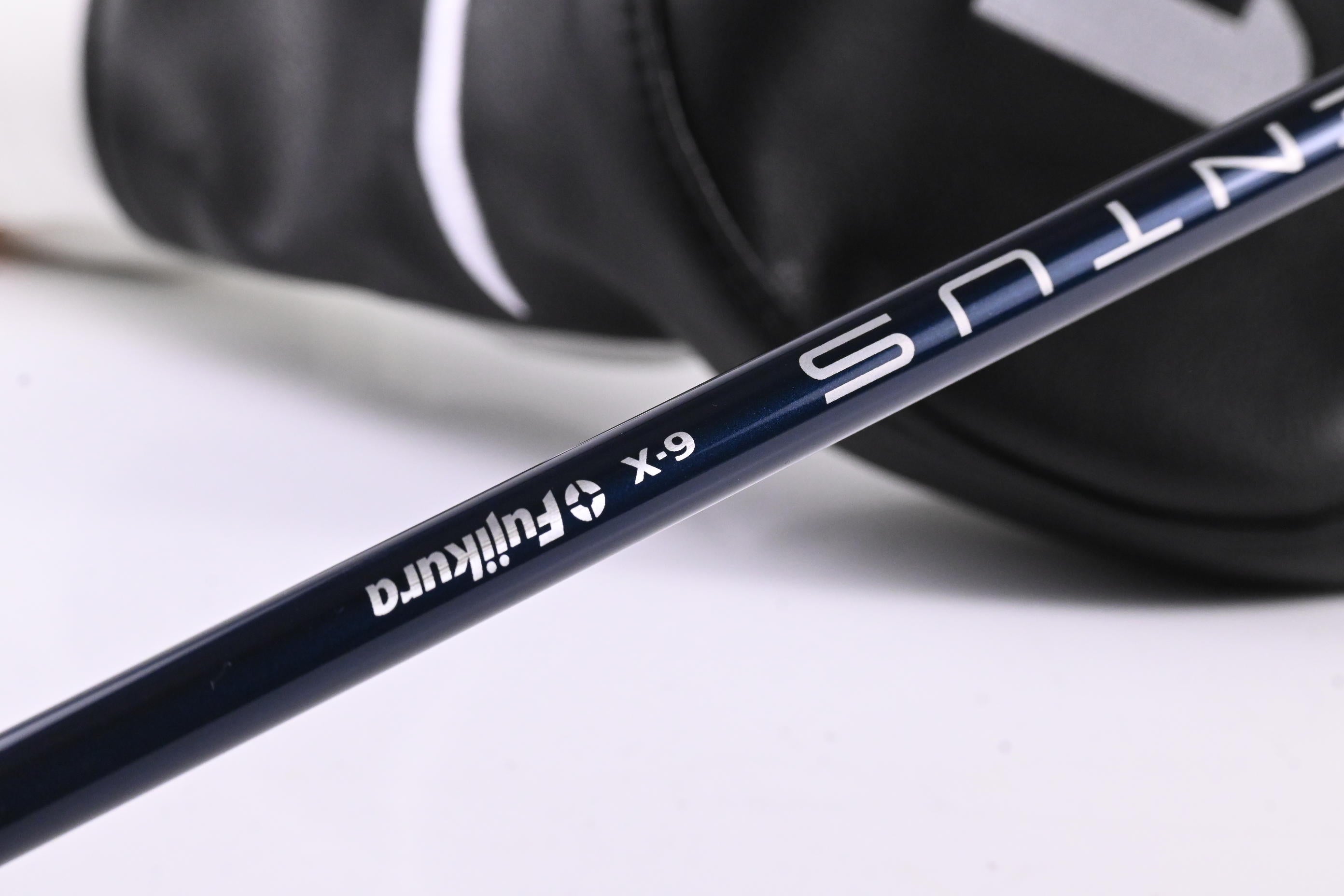 Takomo IIGNIS D1 Driver / 9 Degree / X-Flex Fujikura Ventus Blue 6 Shaft