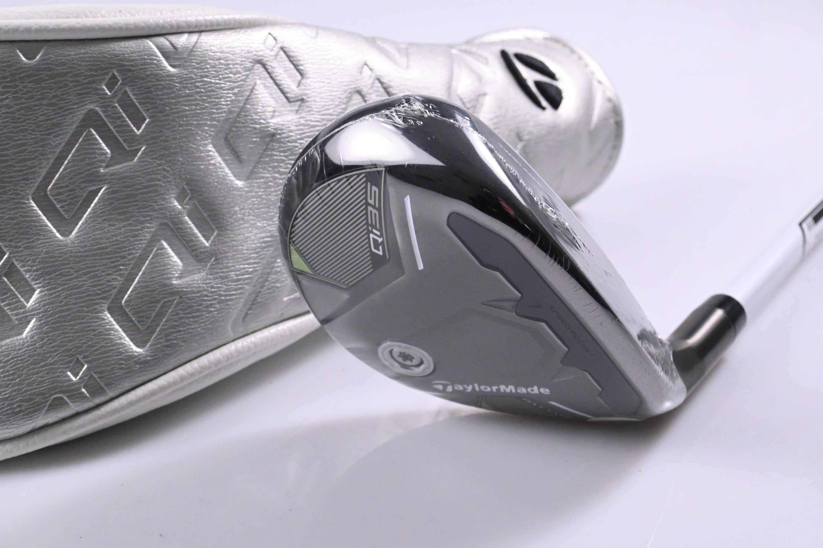 Ladies Taylormade Qi35 Max Lite #5 Hybrid / 27 Degree / Ladies Flex Air Speeder