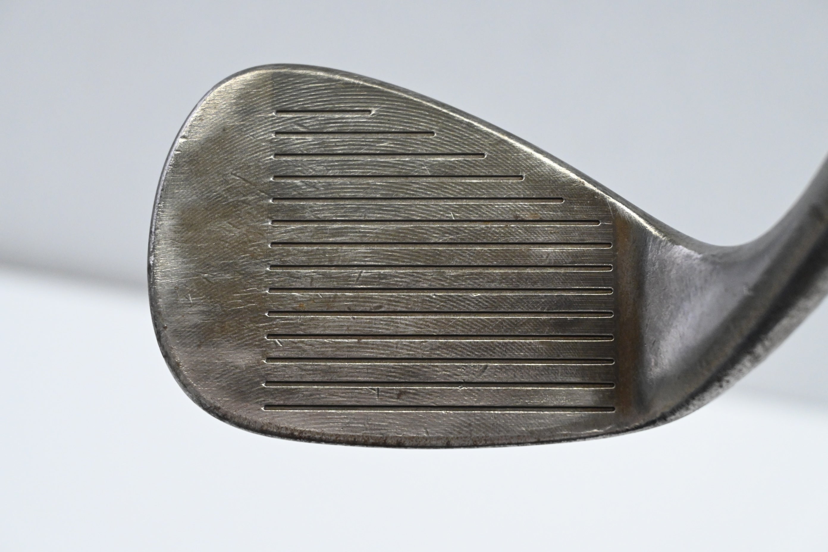 Cleveland 588 RTX Gap Wedge / 50 Degree / Wedge Flex KBS Tour Shaft