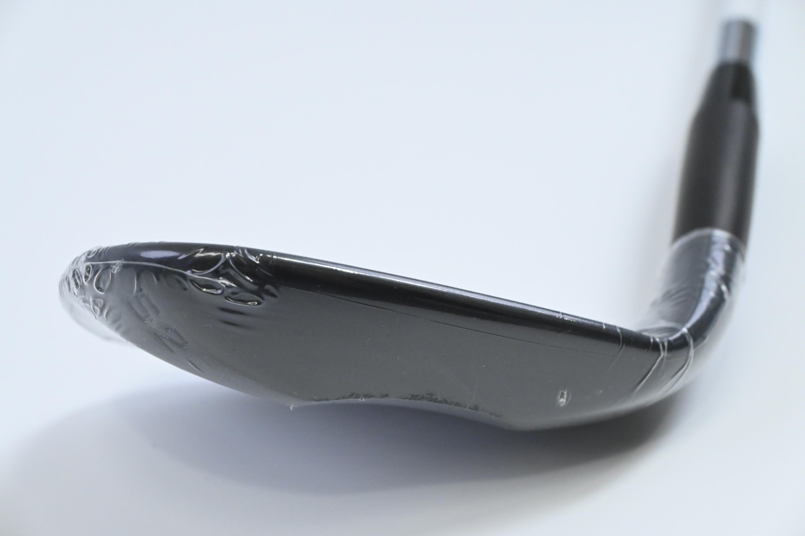 Cobra Snakebite Black 2023 Gap Wedge / 52 Degree / Stiff Flex KBS Hi-Rev 2.0 125