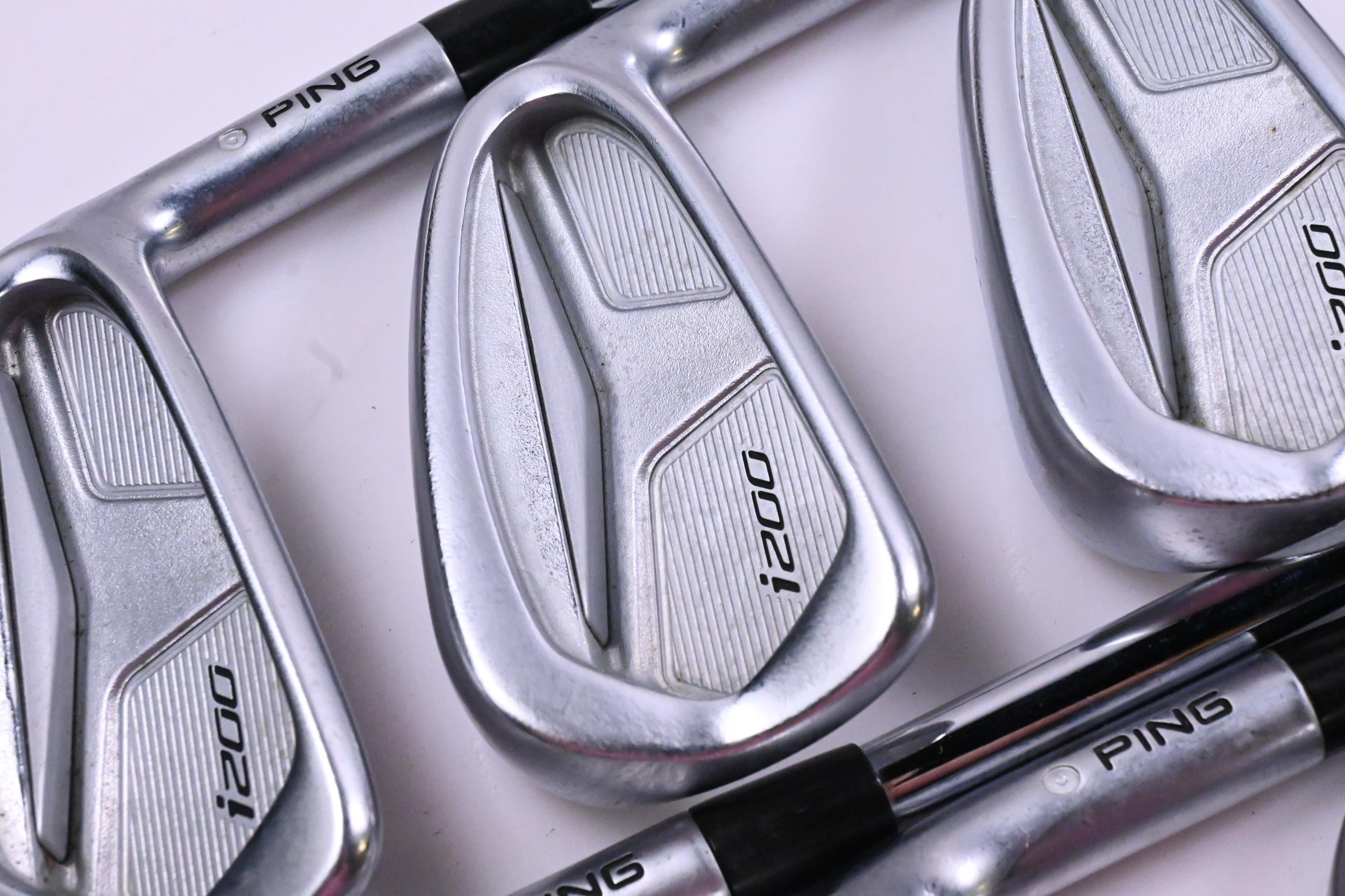Ping i200 Irons / 5-PW / Silver Dot / Regular Flex Ping AWT 2.0 Shafts