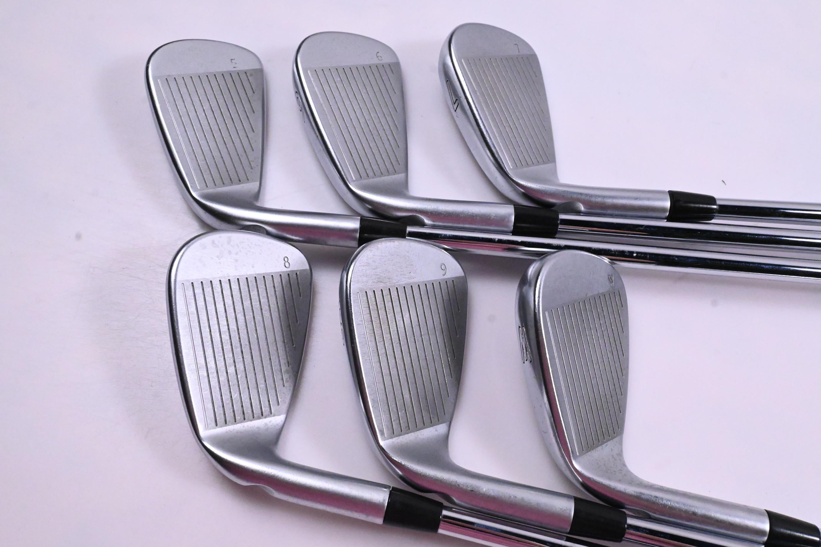 Ping i200 Irons / 5-PW / Silver Dot / Regular Flex Ping AWT 2.0 Shafts