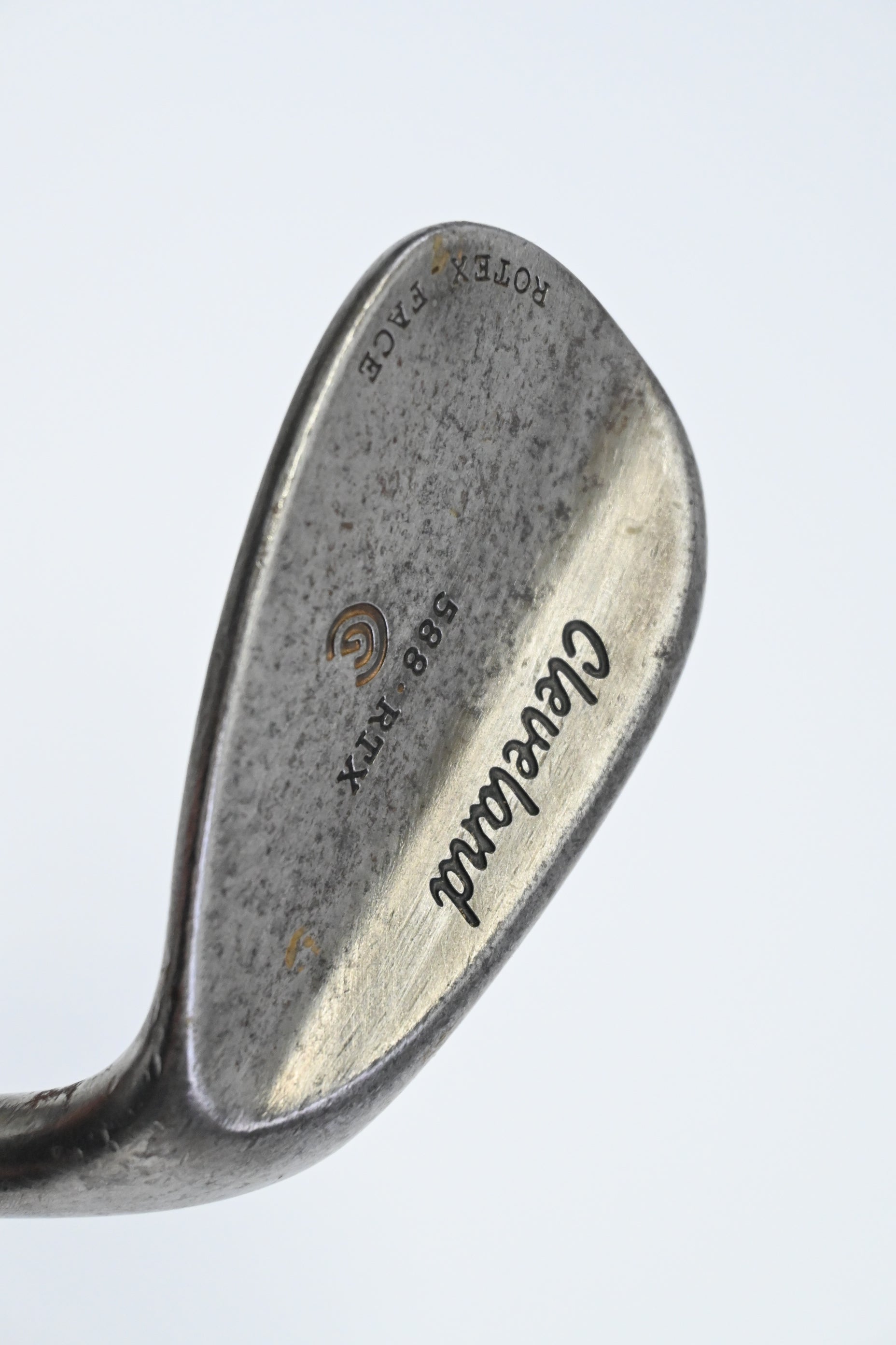 Cleveland 588 RTX Sand Wedge / 54 Degree / Wedge Flex KBS Tour Shaft