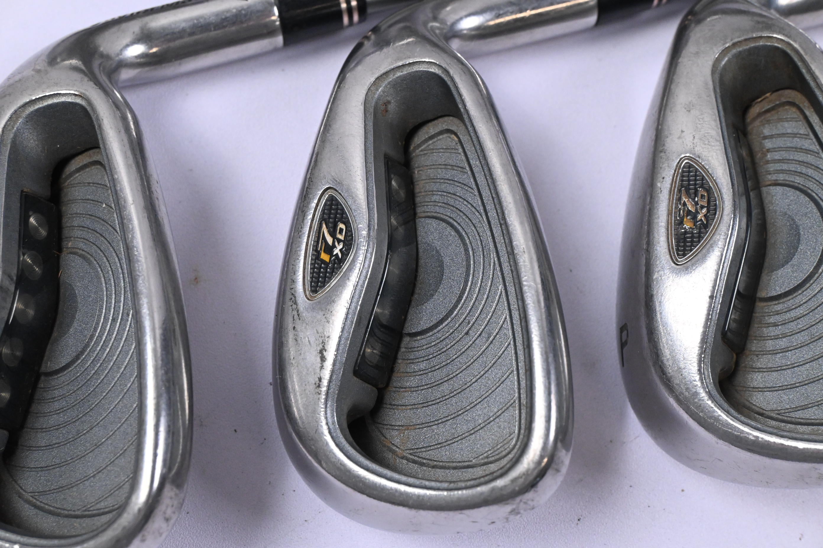 Taylormade R7 XD Irons / 5-PW / Regular Flex Taylormade UltraLite 65 Shafts