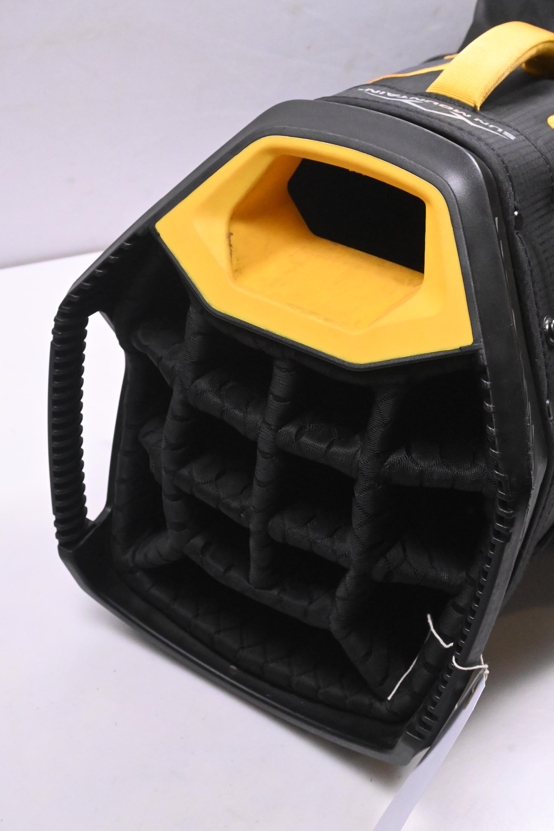 Sun Mountain E-Lite Cart Bag / 14-Way Divider / Black & Yellow