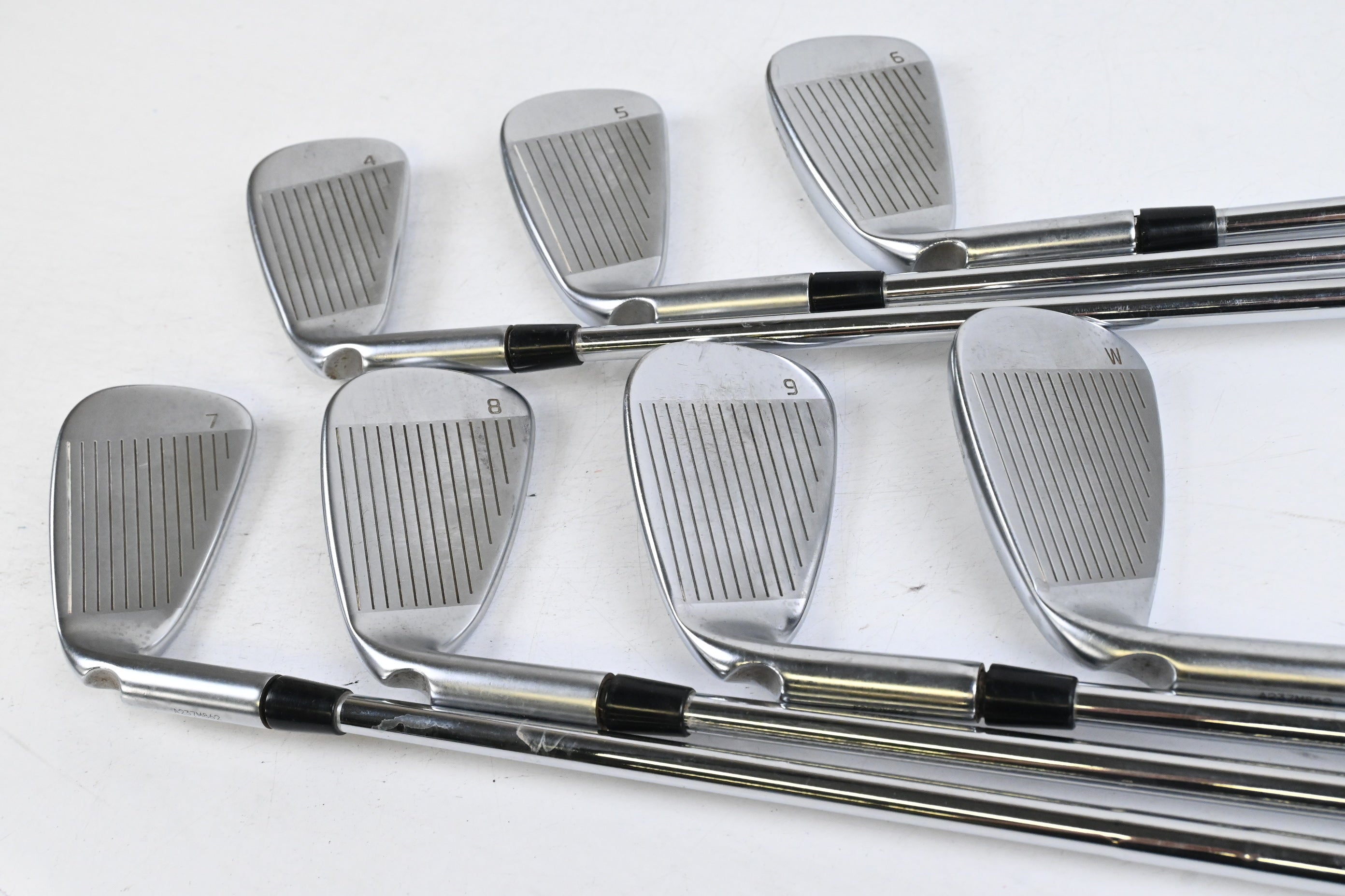 Ping G425 Irons / 4-PW / White Dot / Stiff Flex N.S.Pro Modus3 Tour105 Shafts