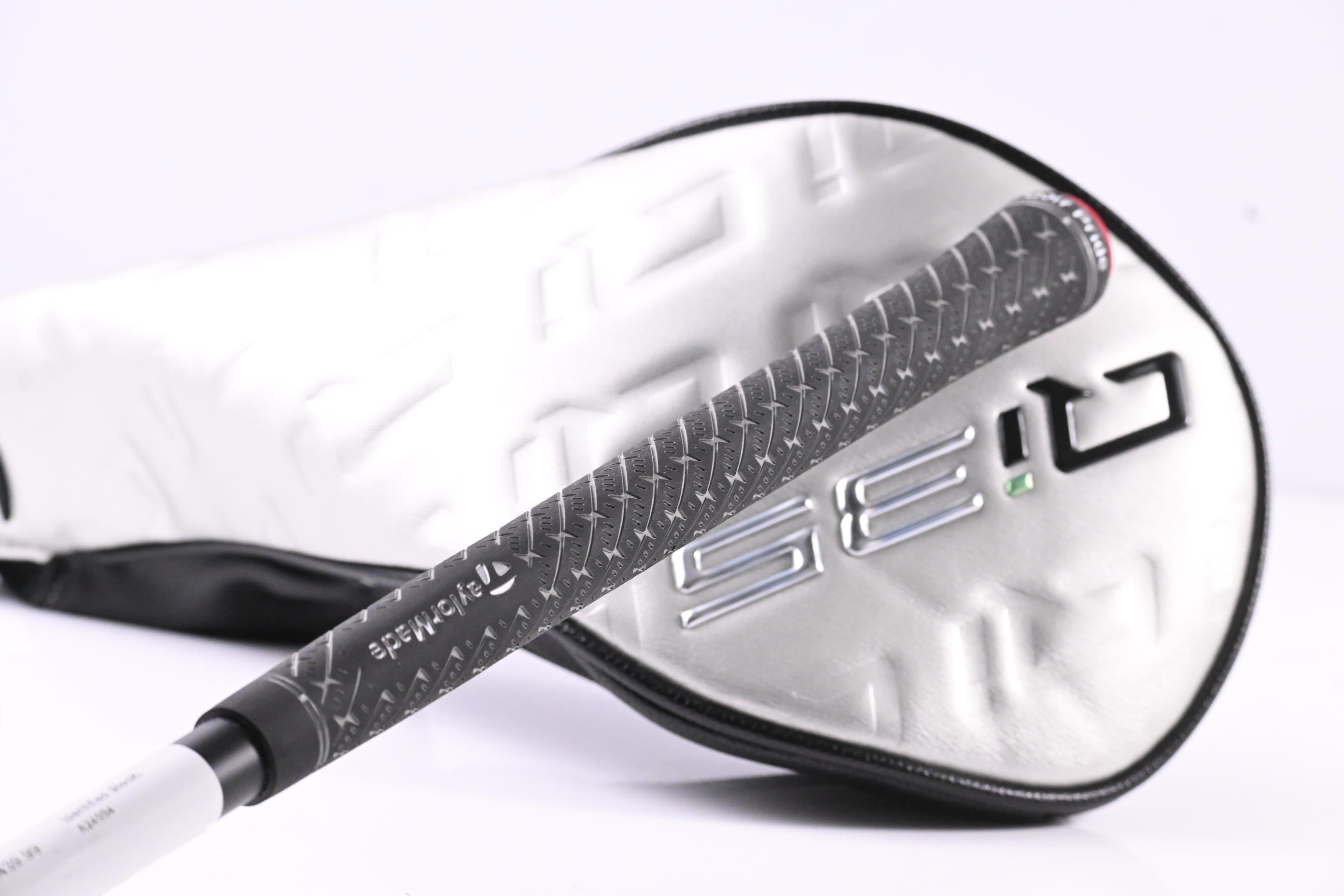 Taylormade Qi35 Driver / 9 Degree / Stiff Flex Fujikura Air Speeder 50 Shaft