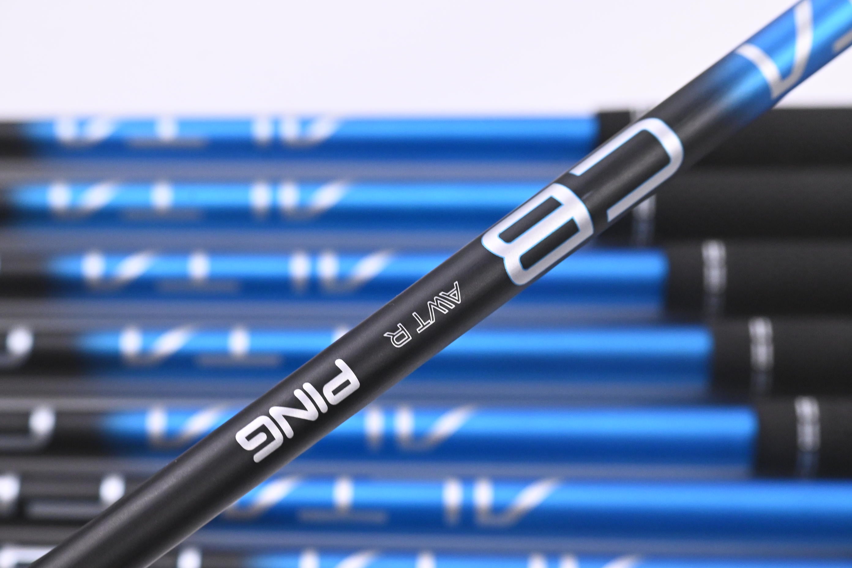 Ping i540 Irons / 4-PW+UW / Black Dot / Regular Flex Ping Alta CB Blue AWT