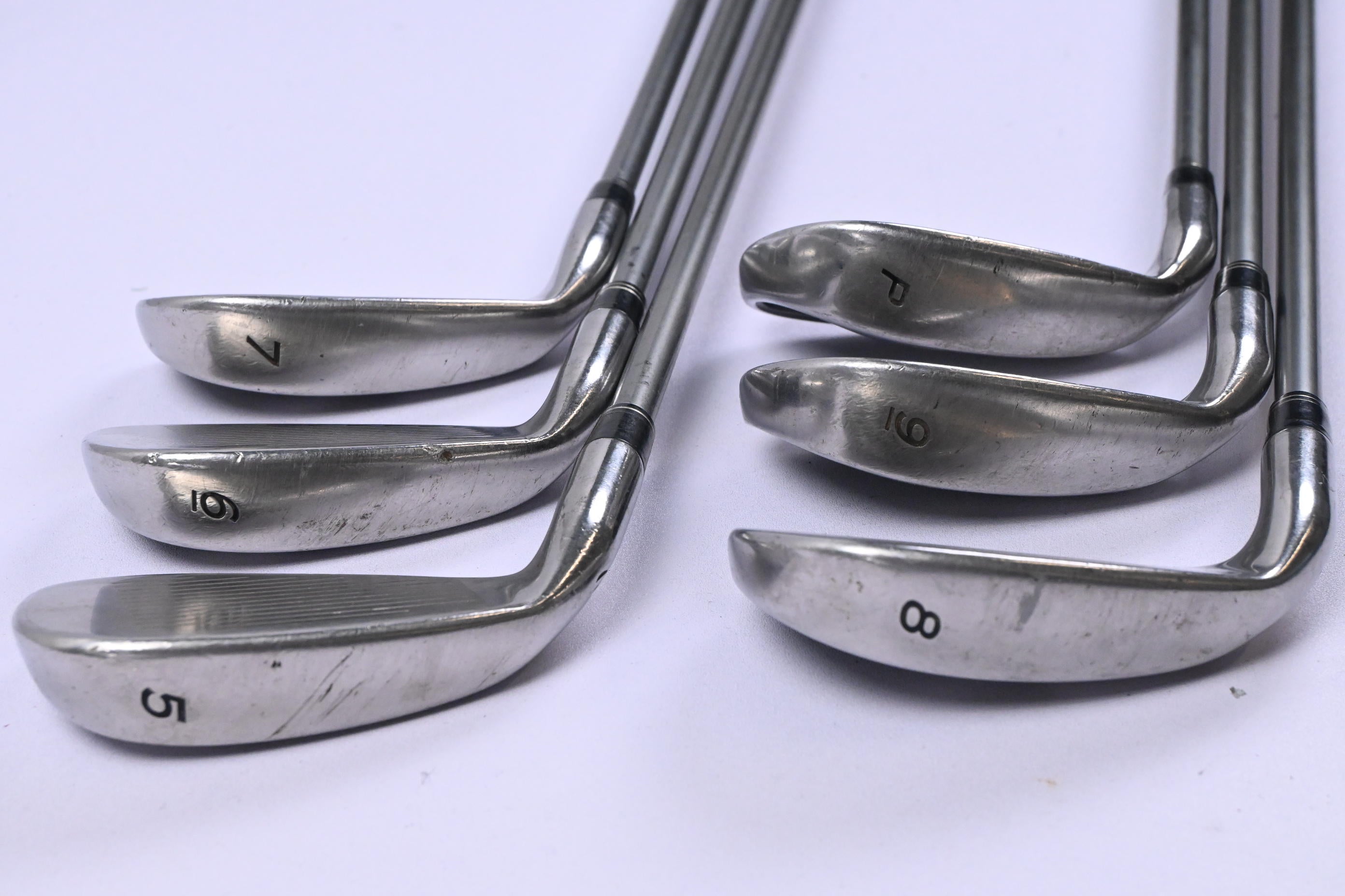 Taylormade R7 XD Irons / 5-PW / Regular Flex Taylormade UltraLite 65 Shafts