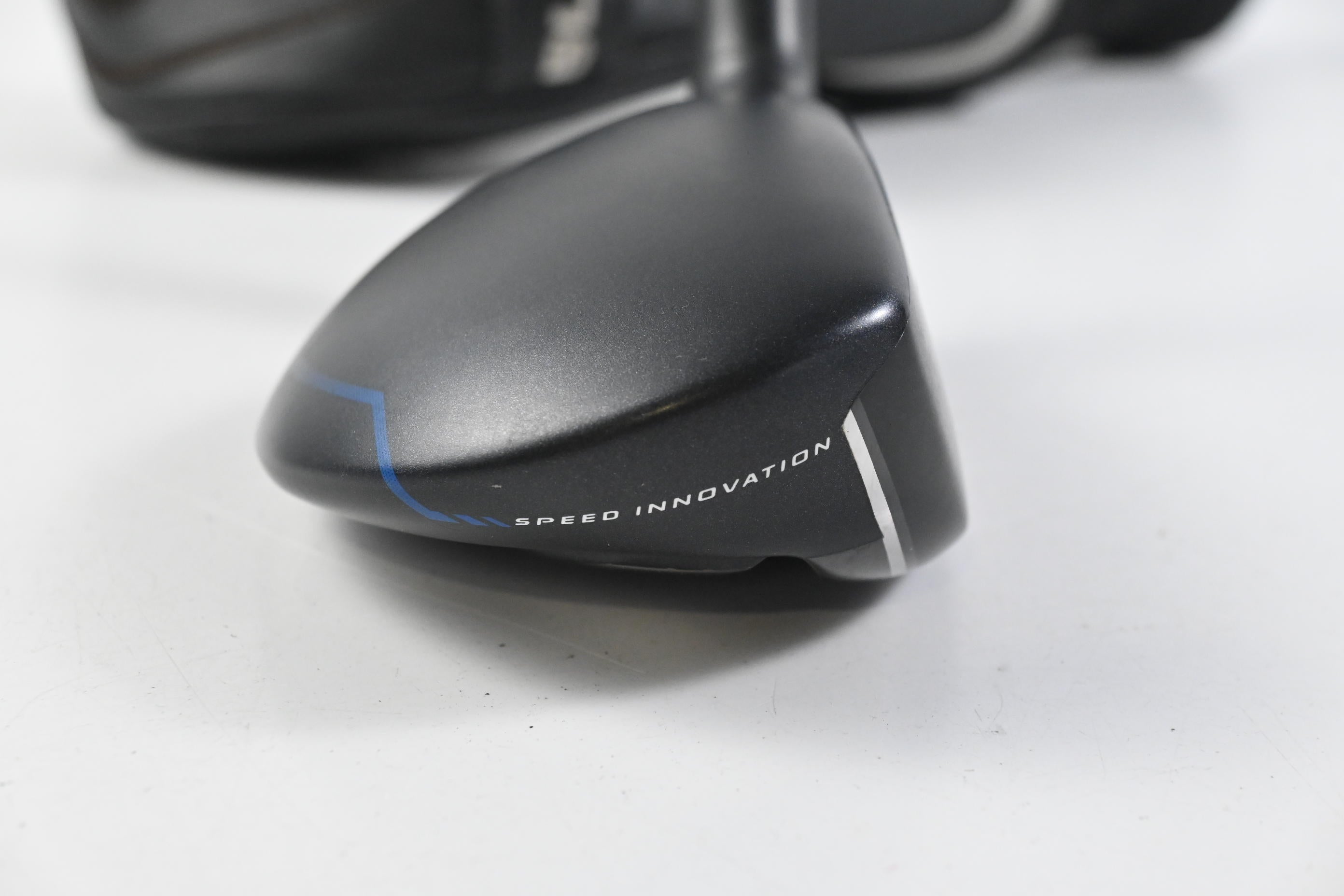 Cleveland CG Black 2015 #2 Hybrid / 17 Degree / Regular Flex Diamana 74 Shaft