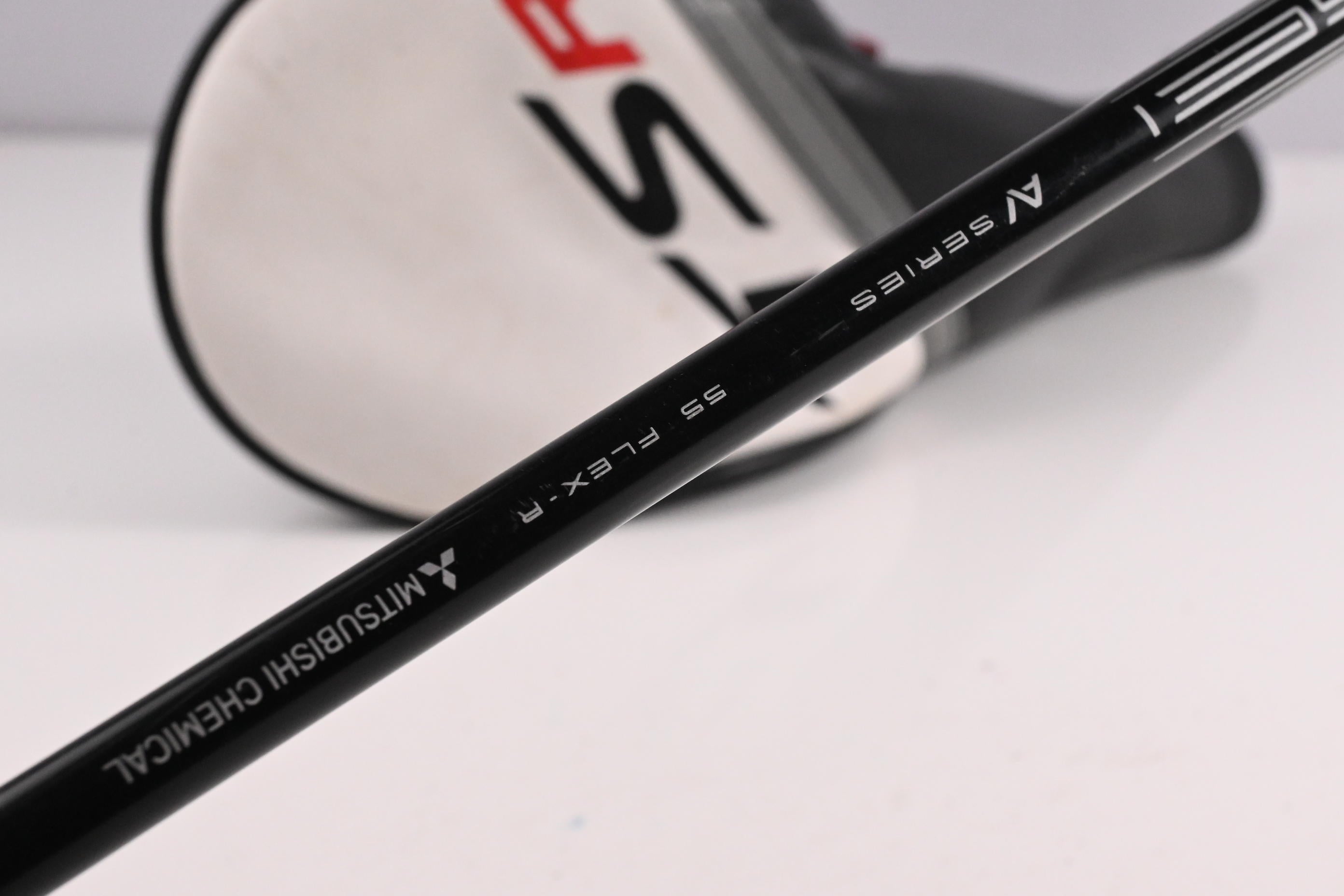 Titleist TSR2 Driver / 9 Degree / Regular Flex Tensei AV Blue 55 Shaft
