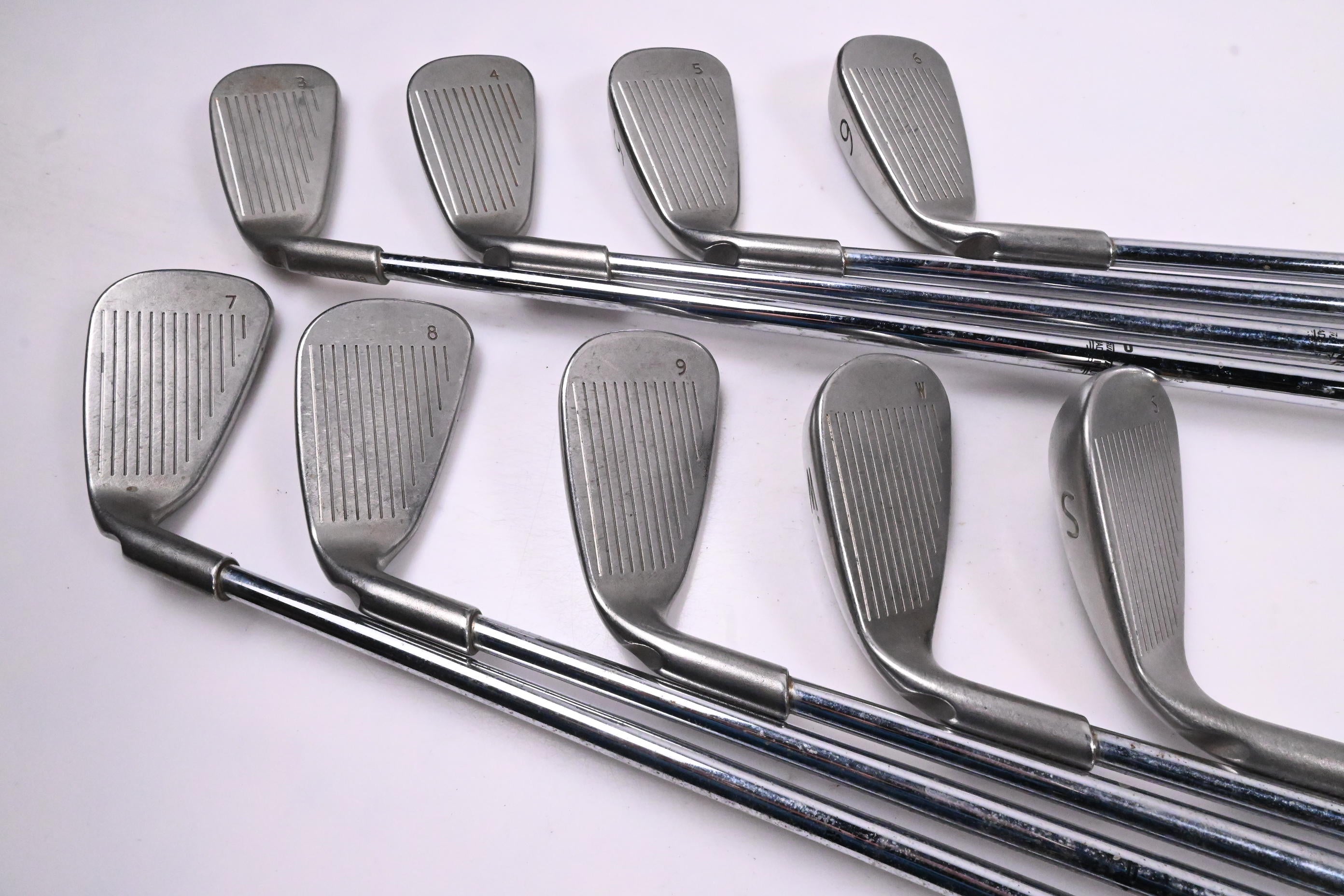 Ping G2 Irons / 3-PW+SW / Black Dot / Regular Flex Ping AWT Steel Shafts
