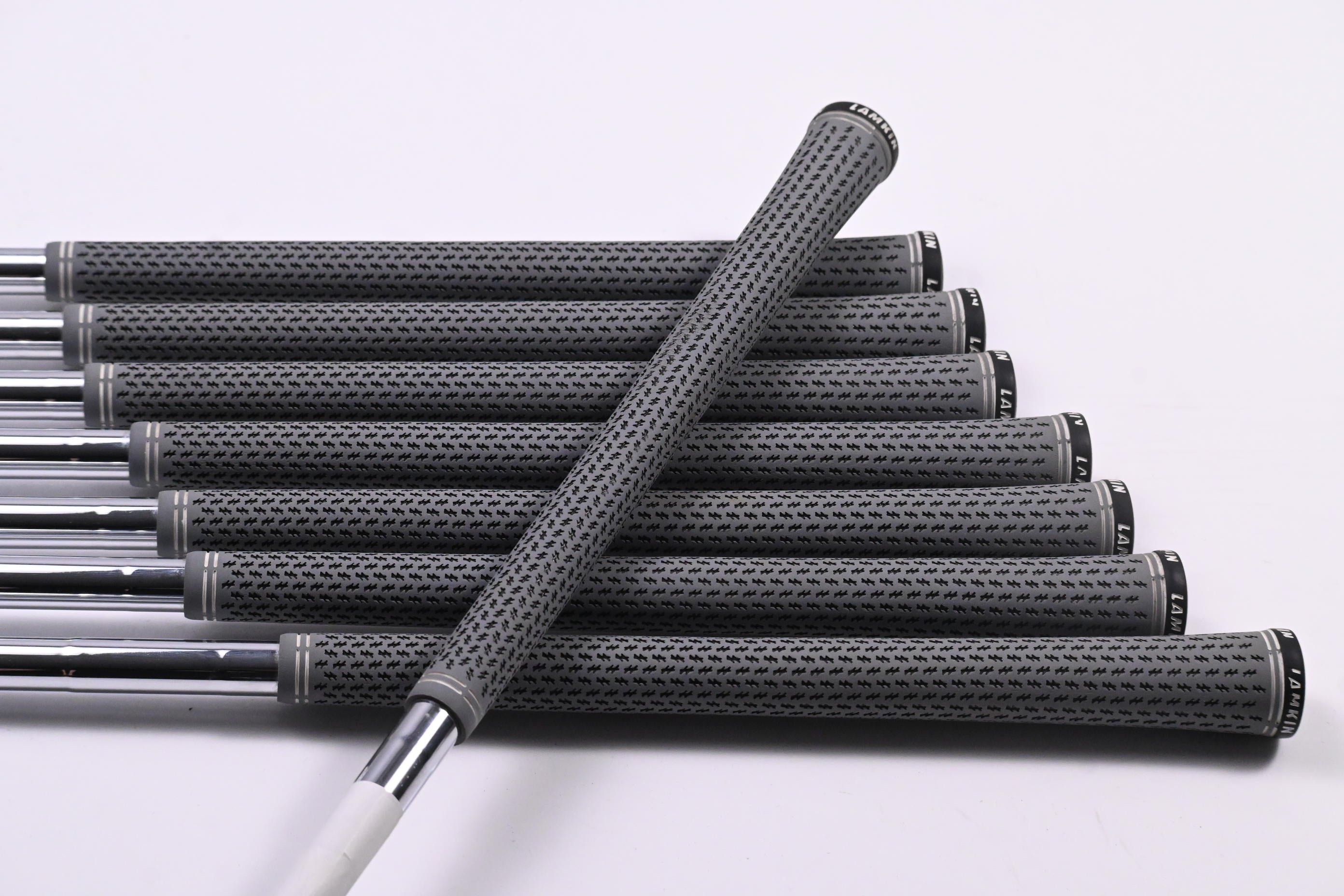 Tour Edge E722 Irons / 5-PW+GW+SW / Regular Flex XP 85 R300 Shafts