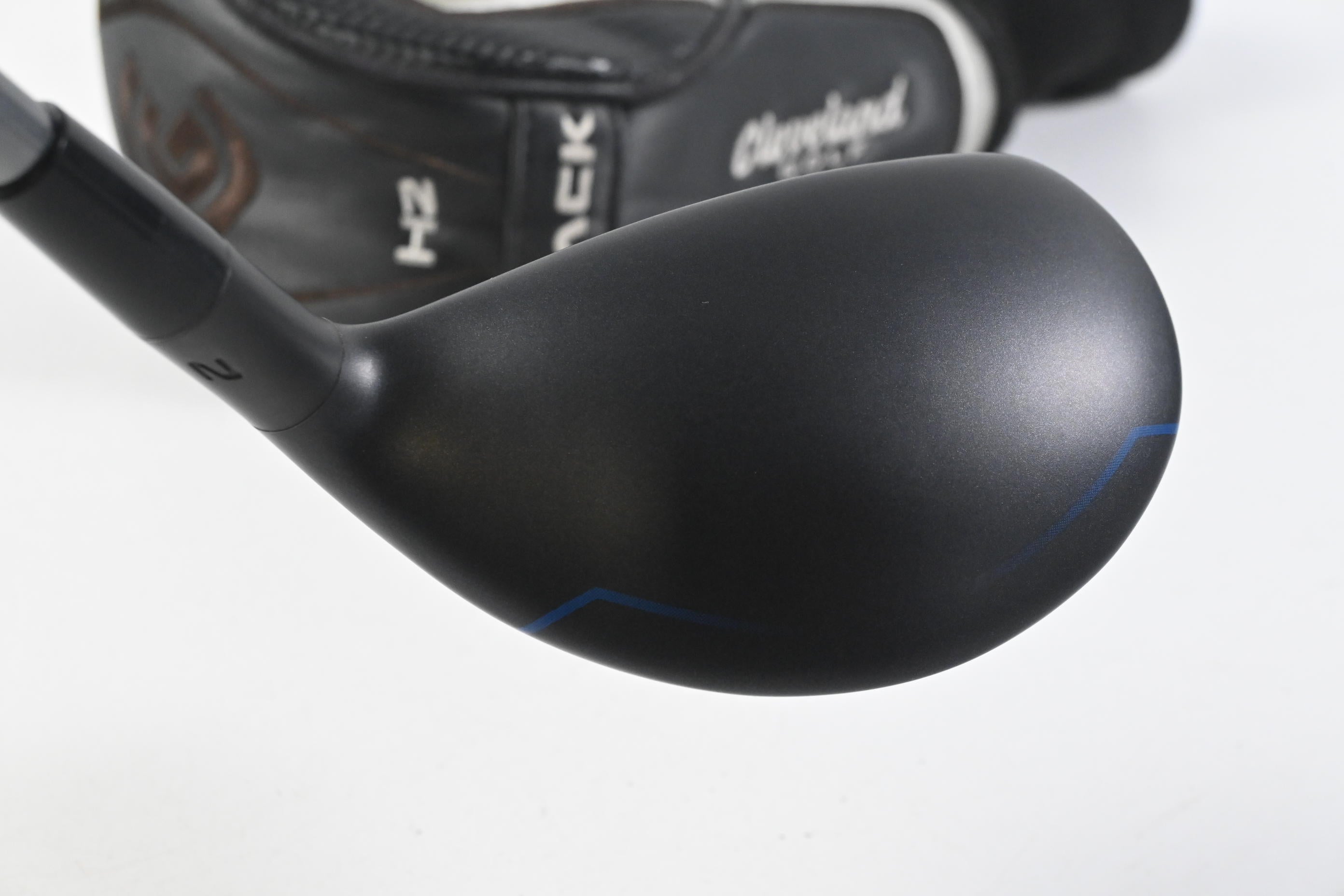 Cleveland CG Black 2015 #2 Hybrid / 17 Degree / Regular Flex Diamana 74 Shaft