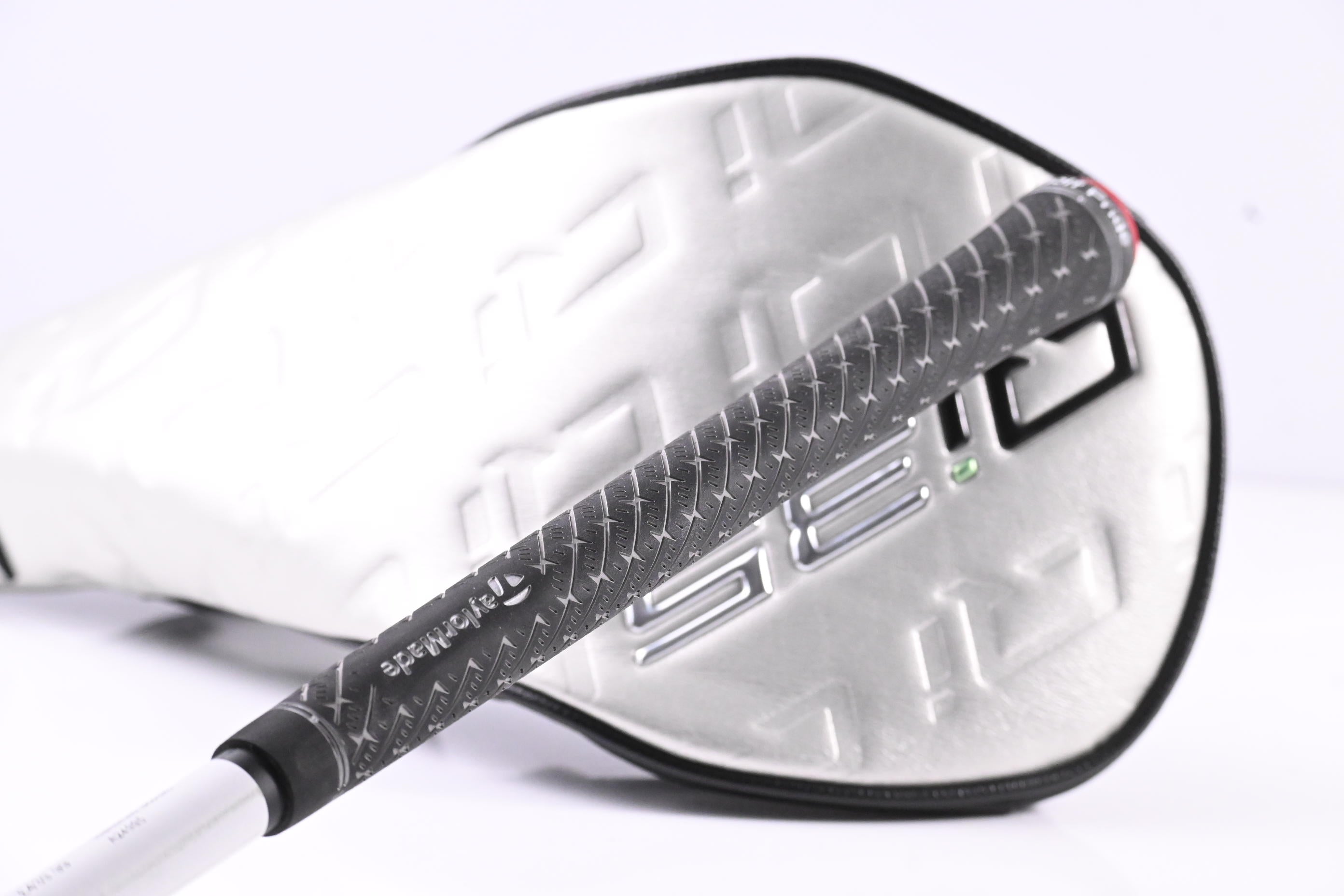 Taylormade Qi35 LS Driver / 9 Degree / Stiff Flex Kai'li Dark Waves Blue CB 60