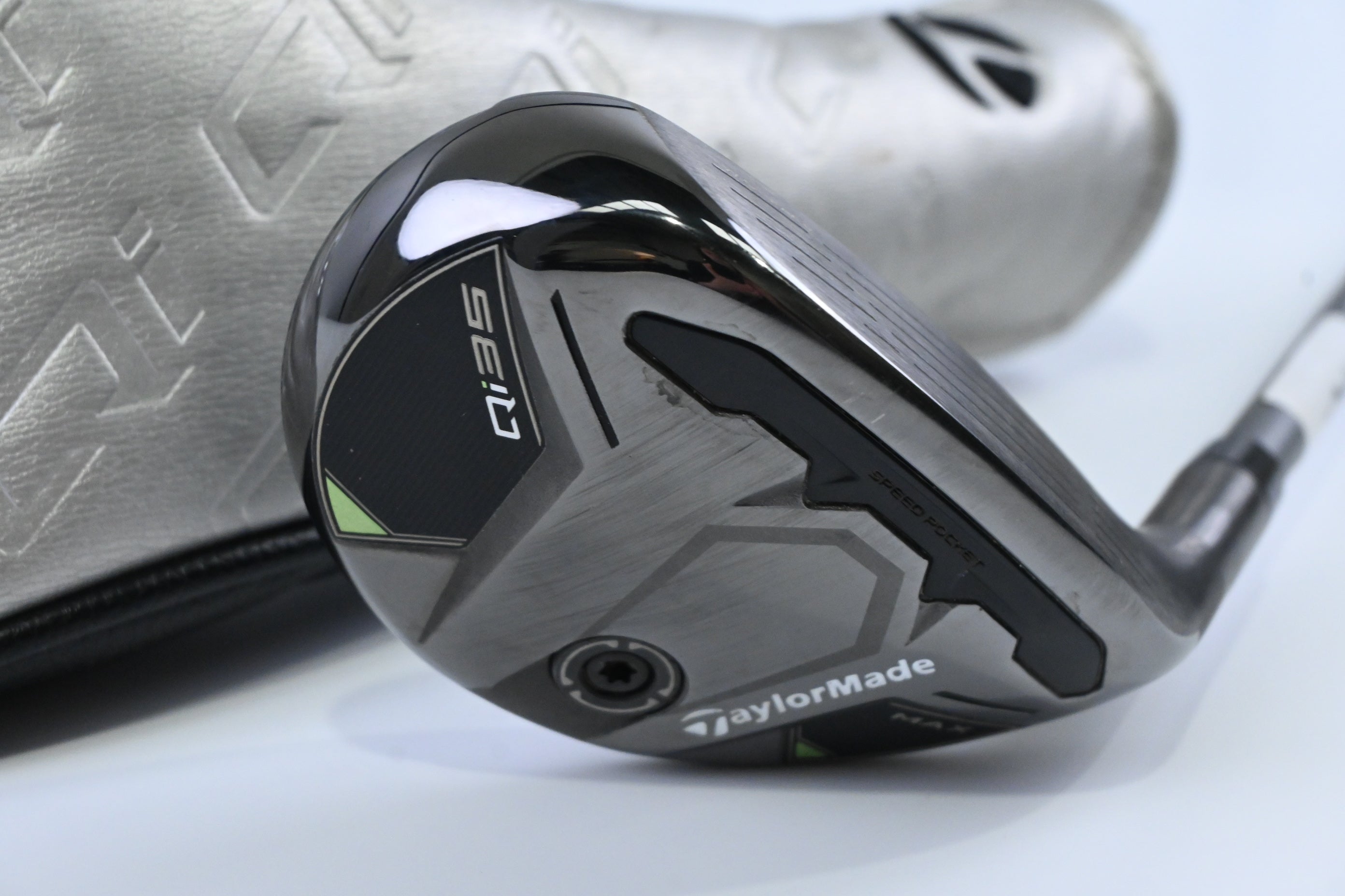 Taylormade Qi35 Max #3 Hybrid / 20 Degree / Regular Flex Fujikura Air Speeder 50
