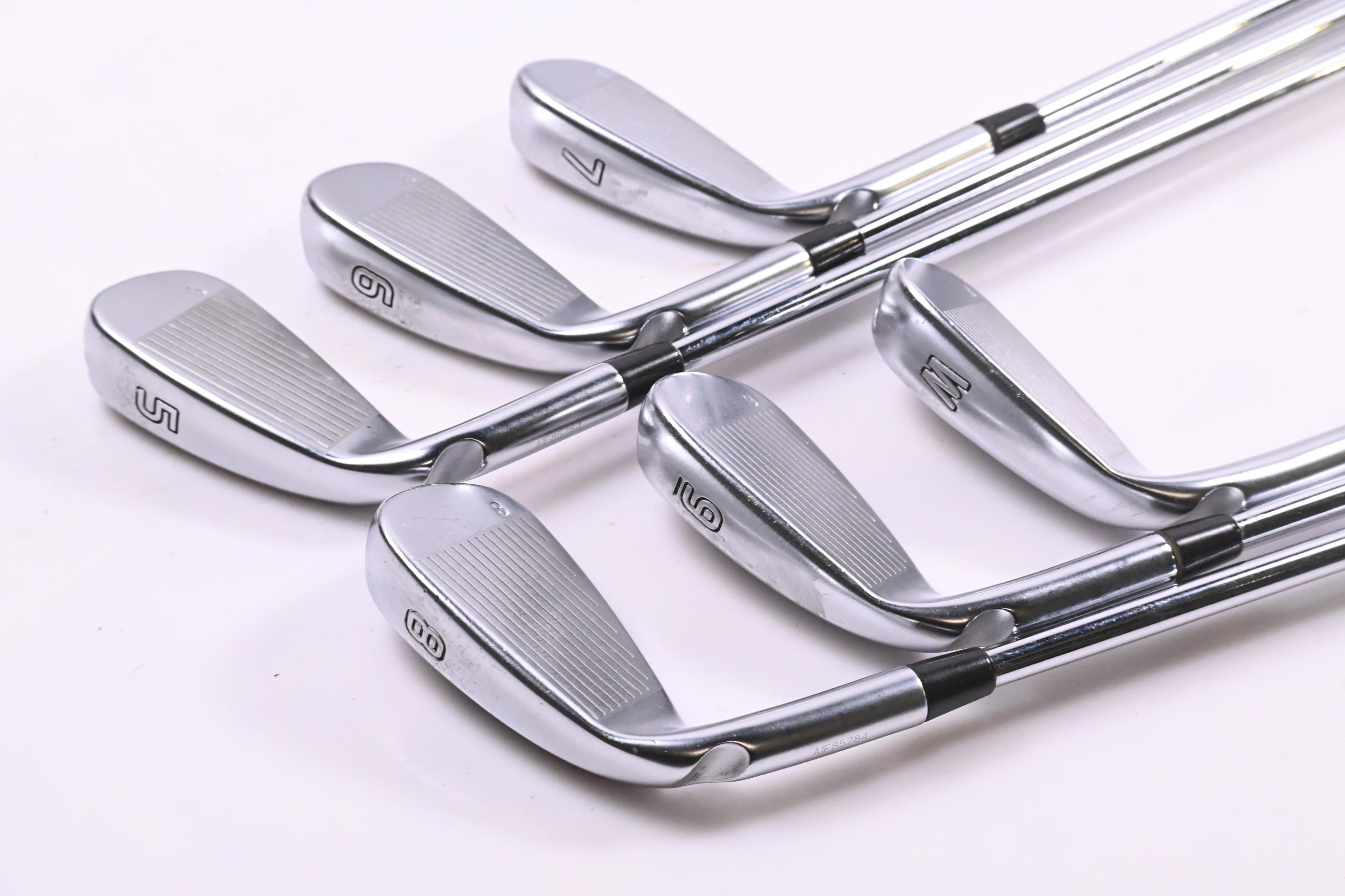 Ping G410 Irons / 5-PW / White Dot / Regular Flex Ping AWT 2.0 Shafts