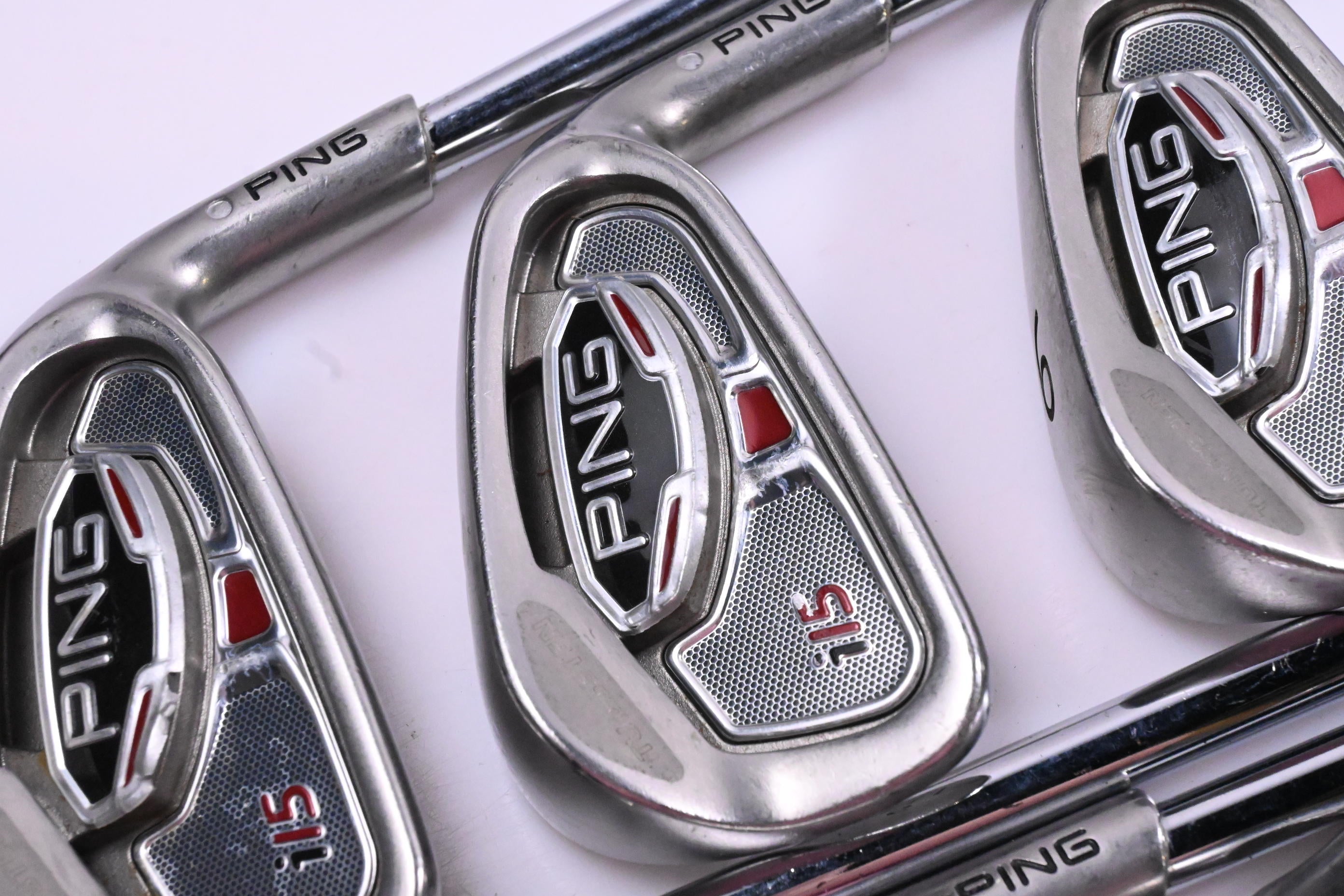 Ping i15 Irons / 4-PW / Silver Dot / Regular Flex Ping AWT Shafts