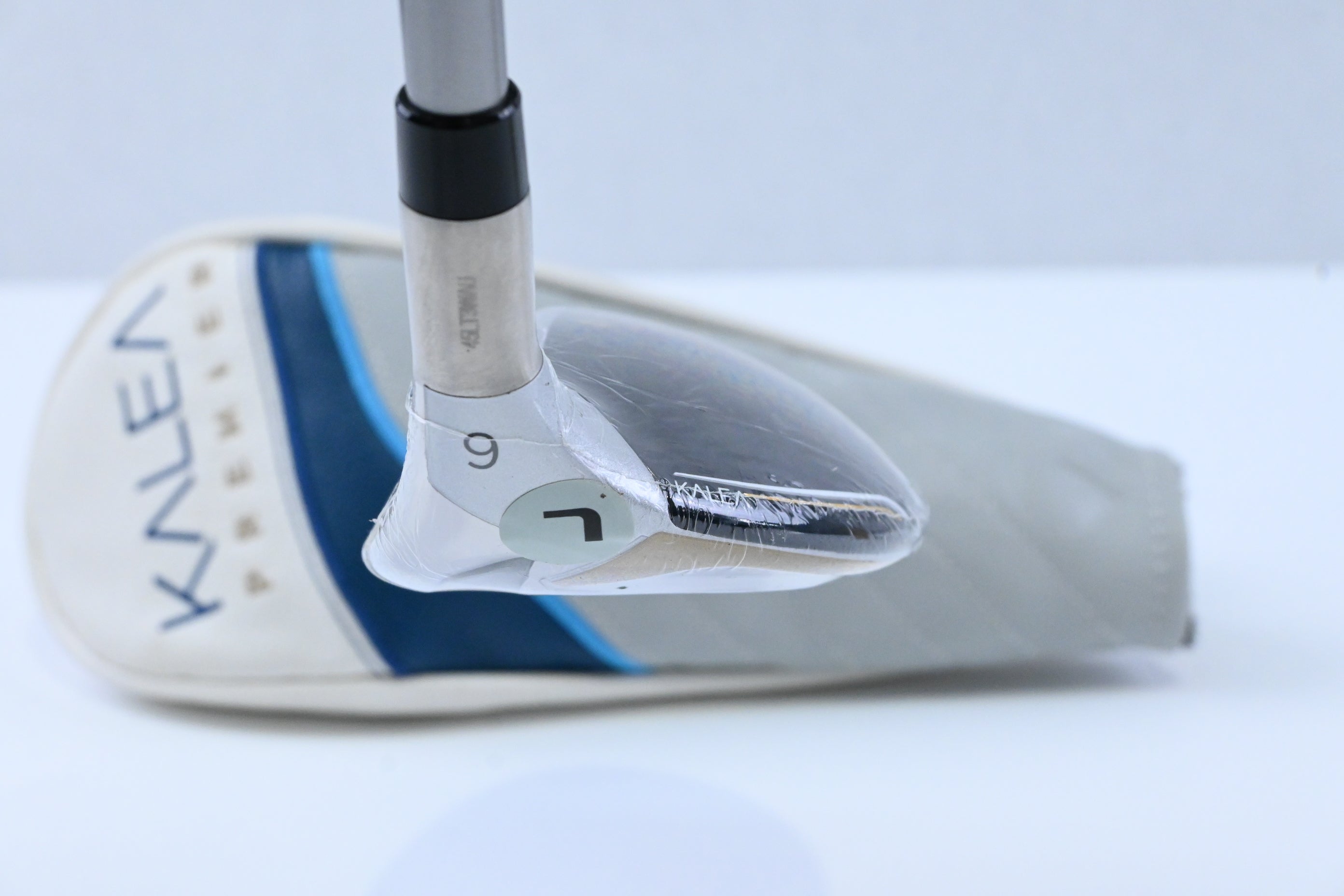 Ladies Taylormade Kalea Gold #6 Hybrid / 31 Degree / Ladies Flex Kalea Gold 40