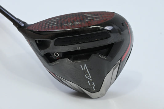 Left Hand Taylormade Stealth Plus Driver / 10.5 Degree / X-Flex Kai'li White 60