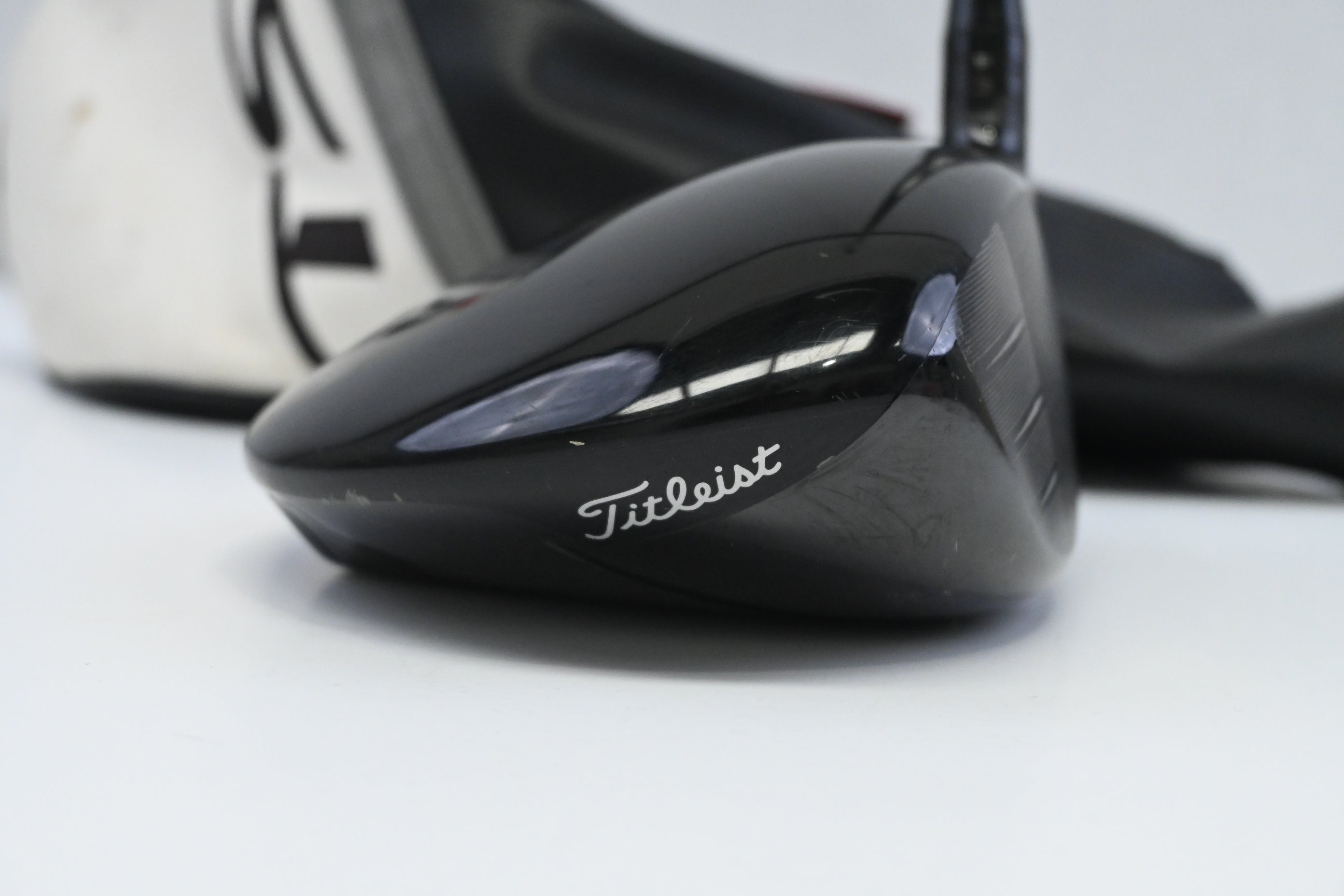 Titleist TSR2 Driver / 9 Degree / Stiff Flex HZRDUS Gen4 Black 60 Shaft