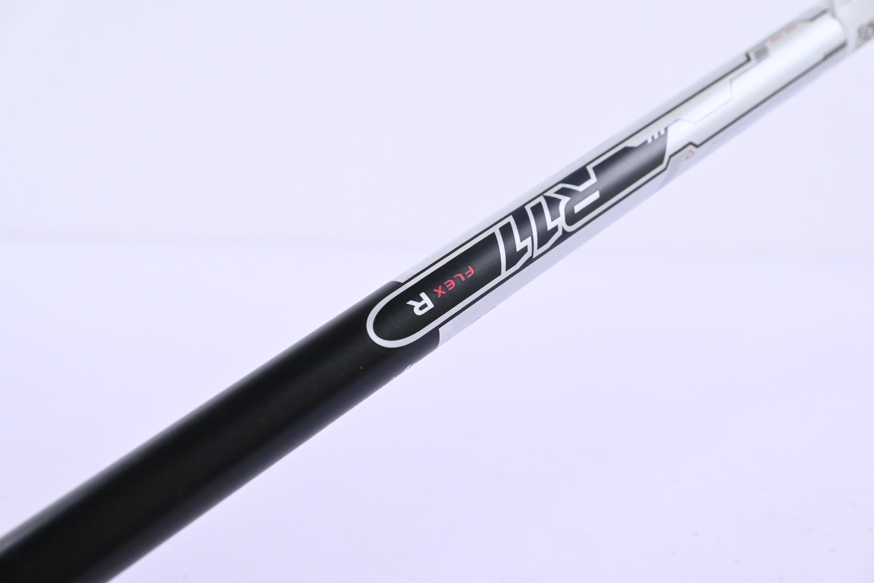 Taylormade R11 #5 Wood / 18 Degree / Regular Flex Fujikura Blur 60 Shaft