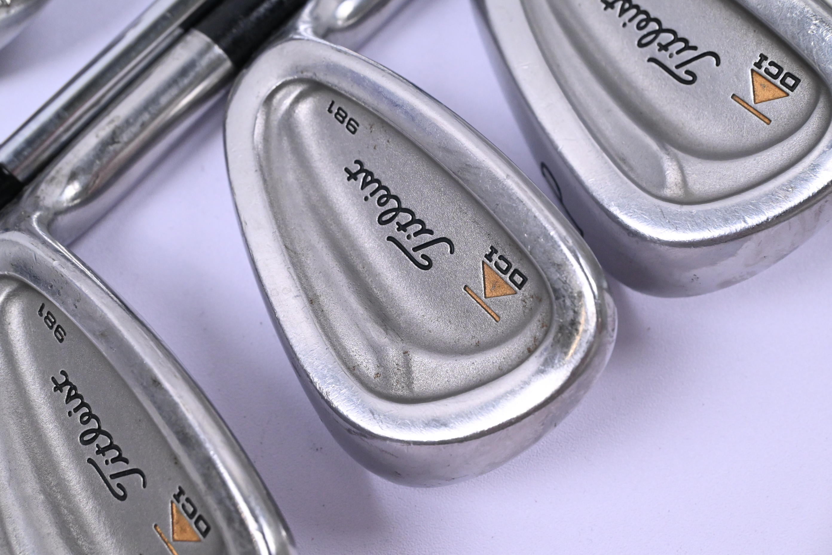 Titleist DCI 981 Irons / 3-PW+SW / Regular Flex Titleist Spec Shafts