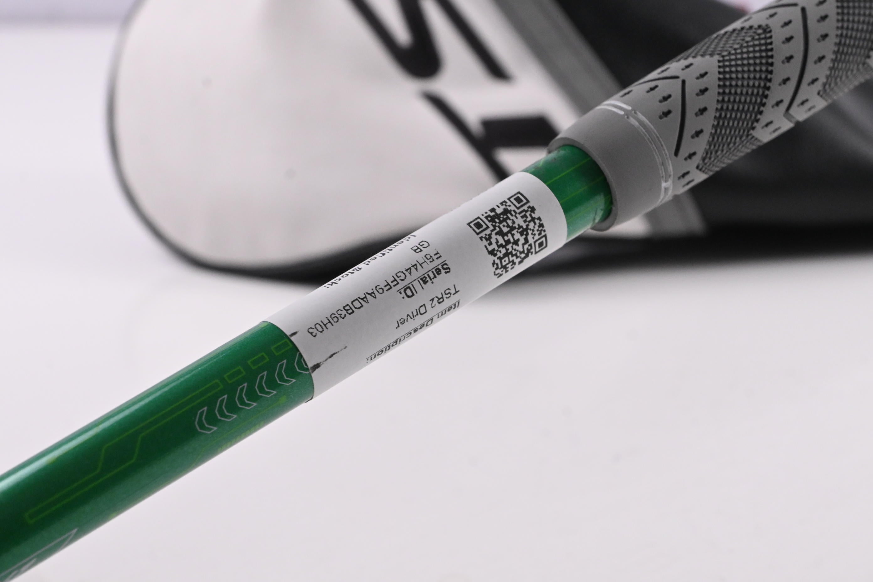 Titleist TSR2 Driver / 11 Degree / Regular Flex ACCRA GX Green 250 Shaft