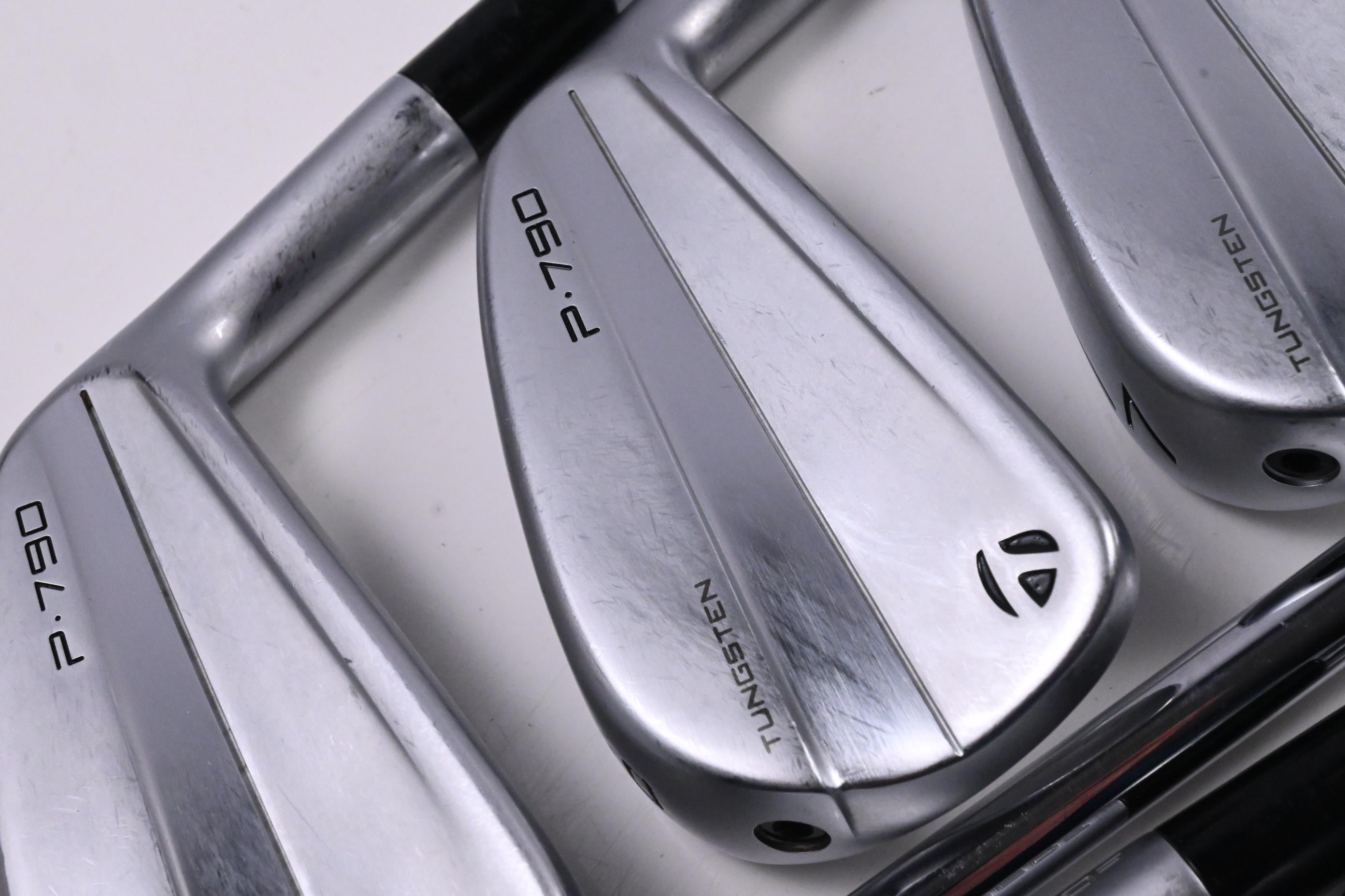 Taylormade P790 2023 Irons / 5-PW+GW / Regular Flex Dynamic Gold 95 R300 Shafts