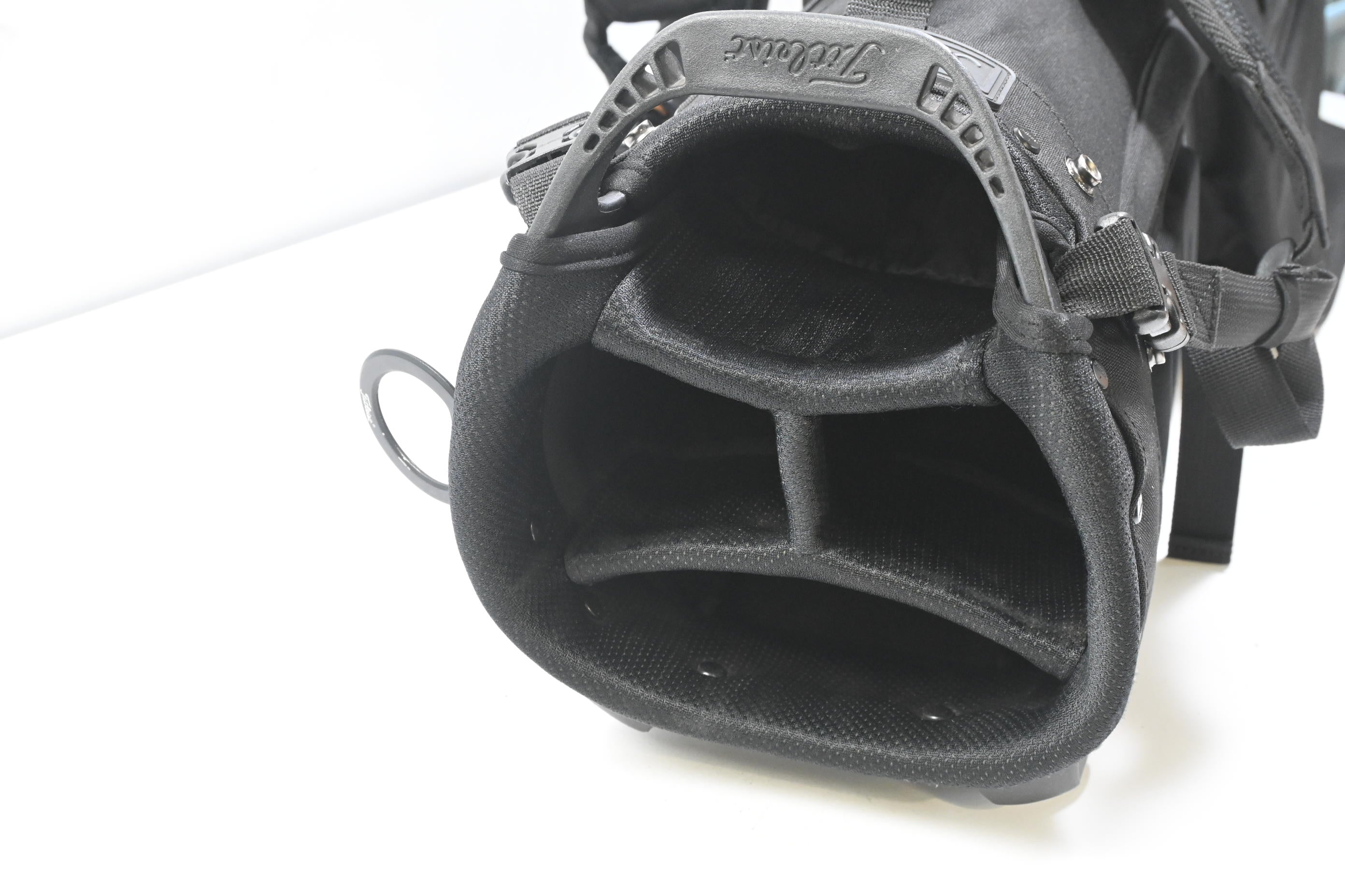 Titleist Stand Bag / 4-Way Divider / Black