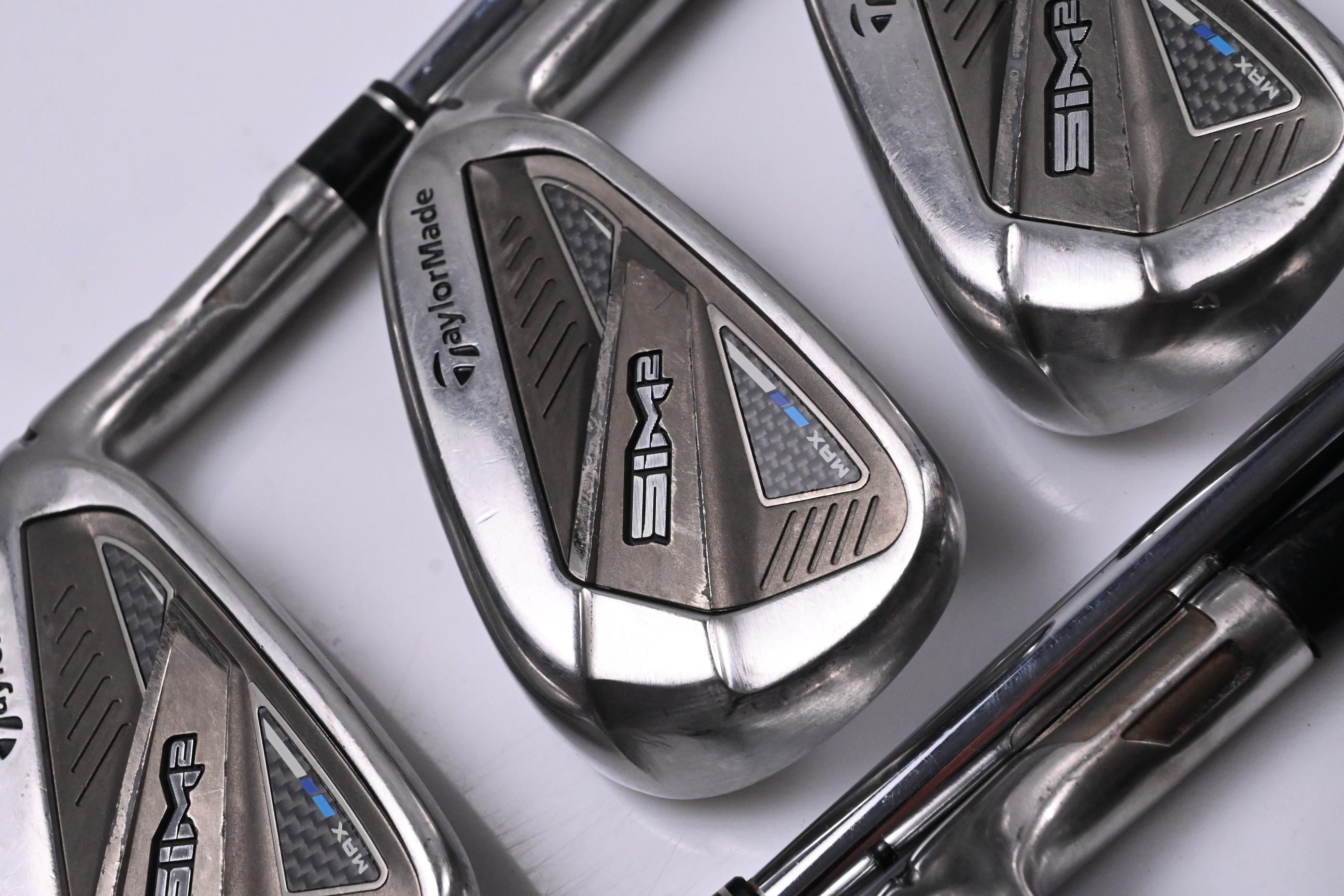 Taylormade SIM2 Max Irons / 5-PW / Stiff Flex Elevate 95 Shafts