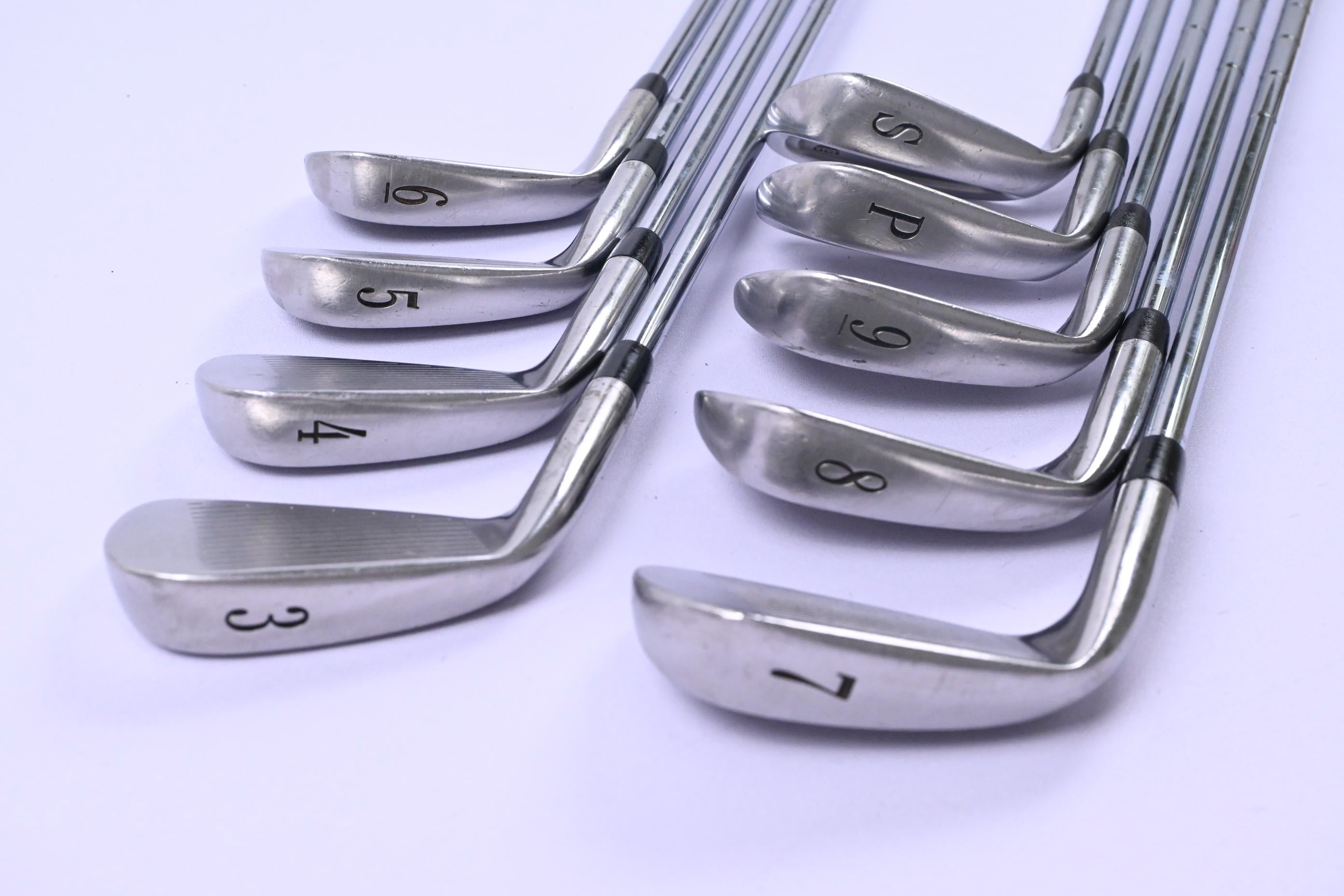 Titleist DCI 981 Irons / 3-PW+SW / Regular Flex Titleist Spec Shafts