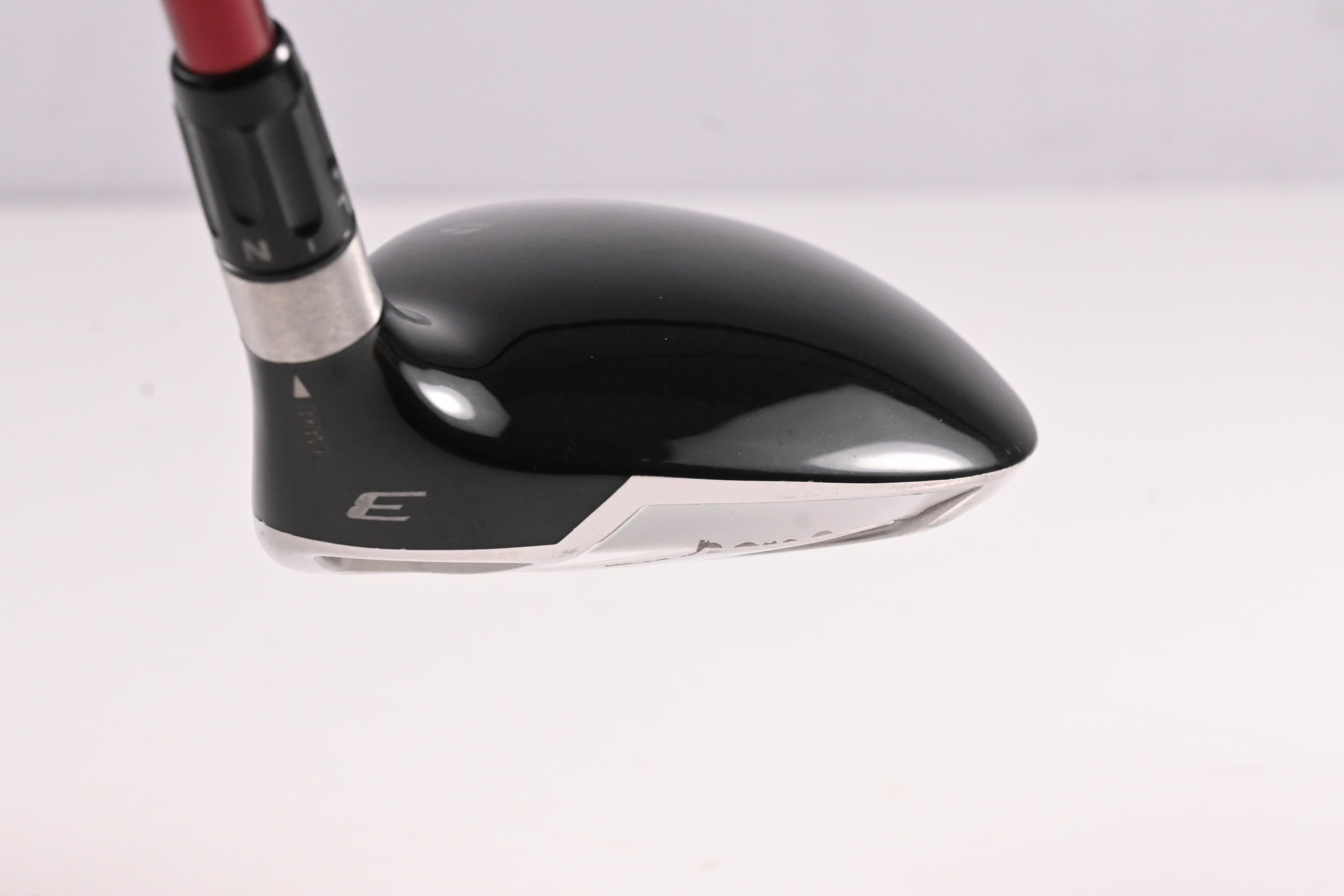 Taylormade R9 #3 Wood / 15 Degree / Regular Flex Fujikura Motore 70 Shaft