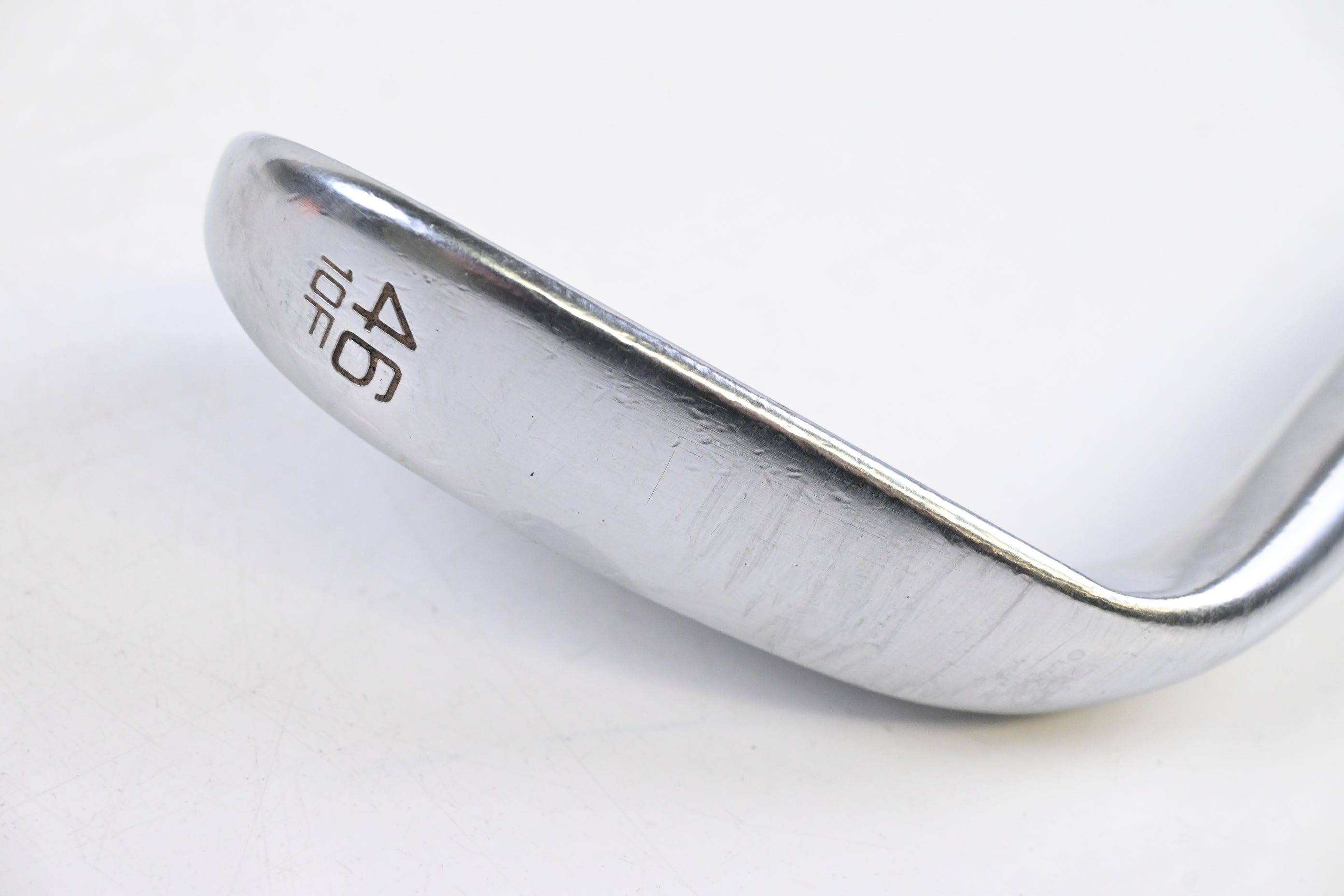 Titleist Vokey SM8 Pitching Wedge / 46 Degree / Stiff Flex AMT Tour White S300