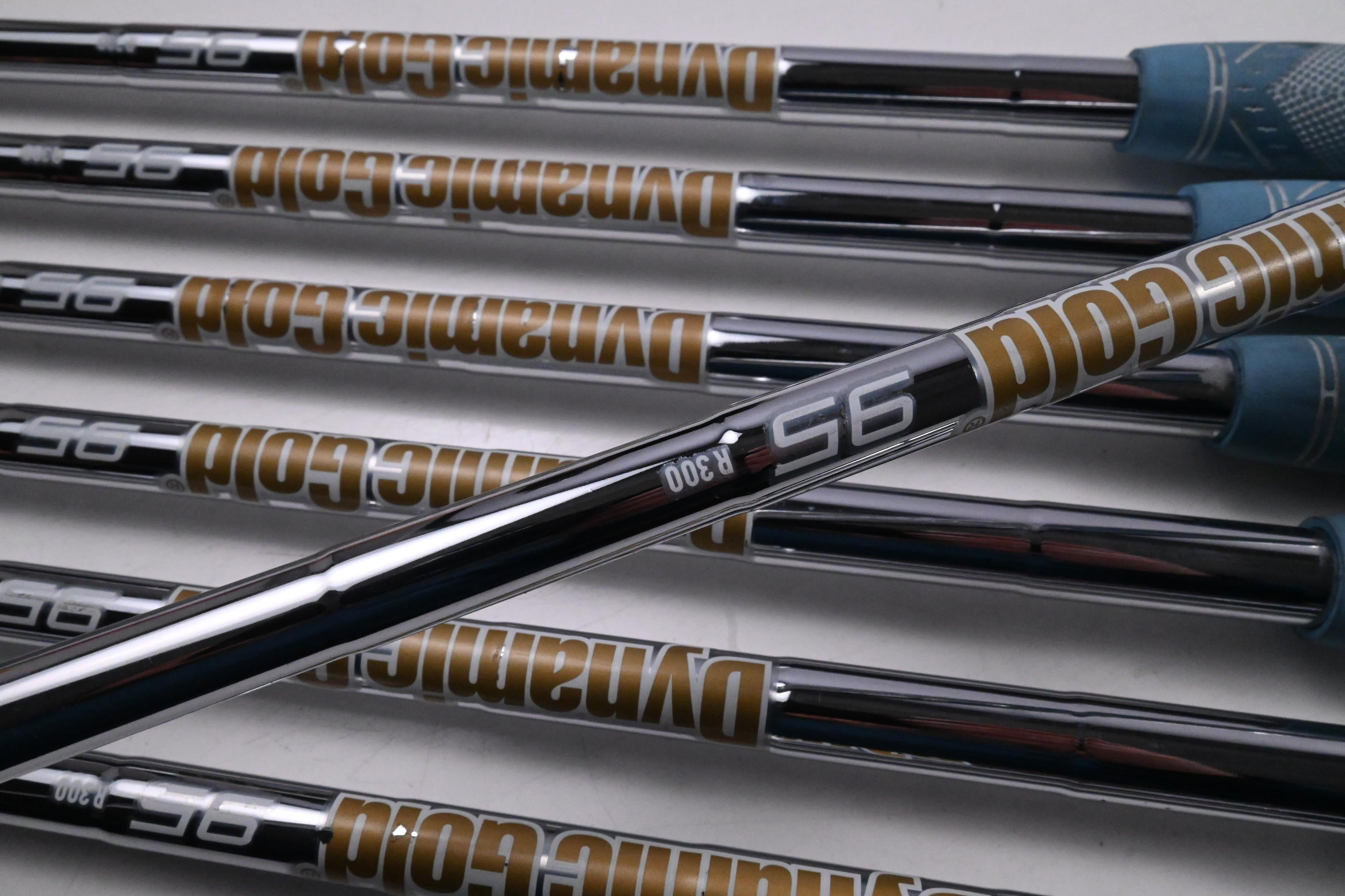 Taylormade P790 2023 Irons / 5-PW+GW / Regular Flex Dynamic Gold 95 R300 Shafts