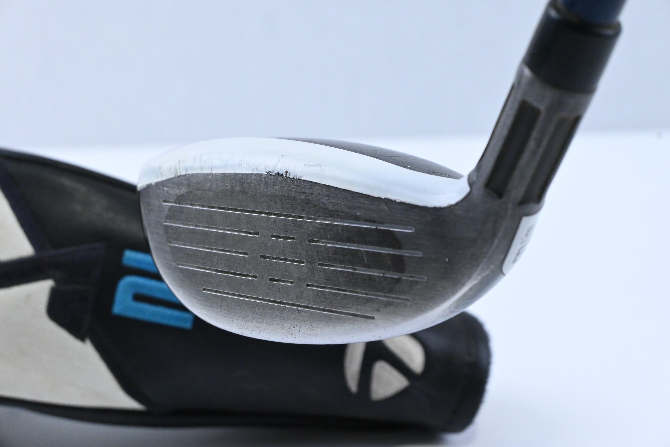 Taylormade SIM2 Max #3 Hybrid / 19 Degree / Stiff Flex Fujikura Ventus Blue 7