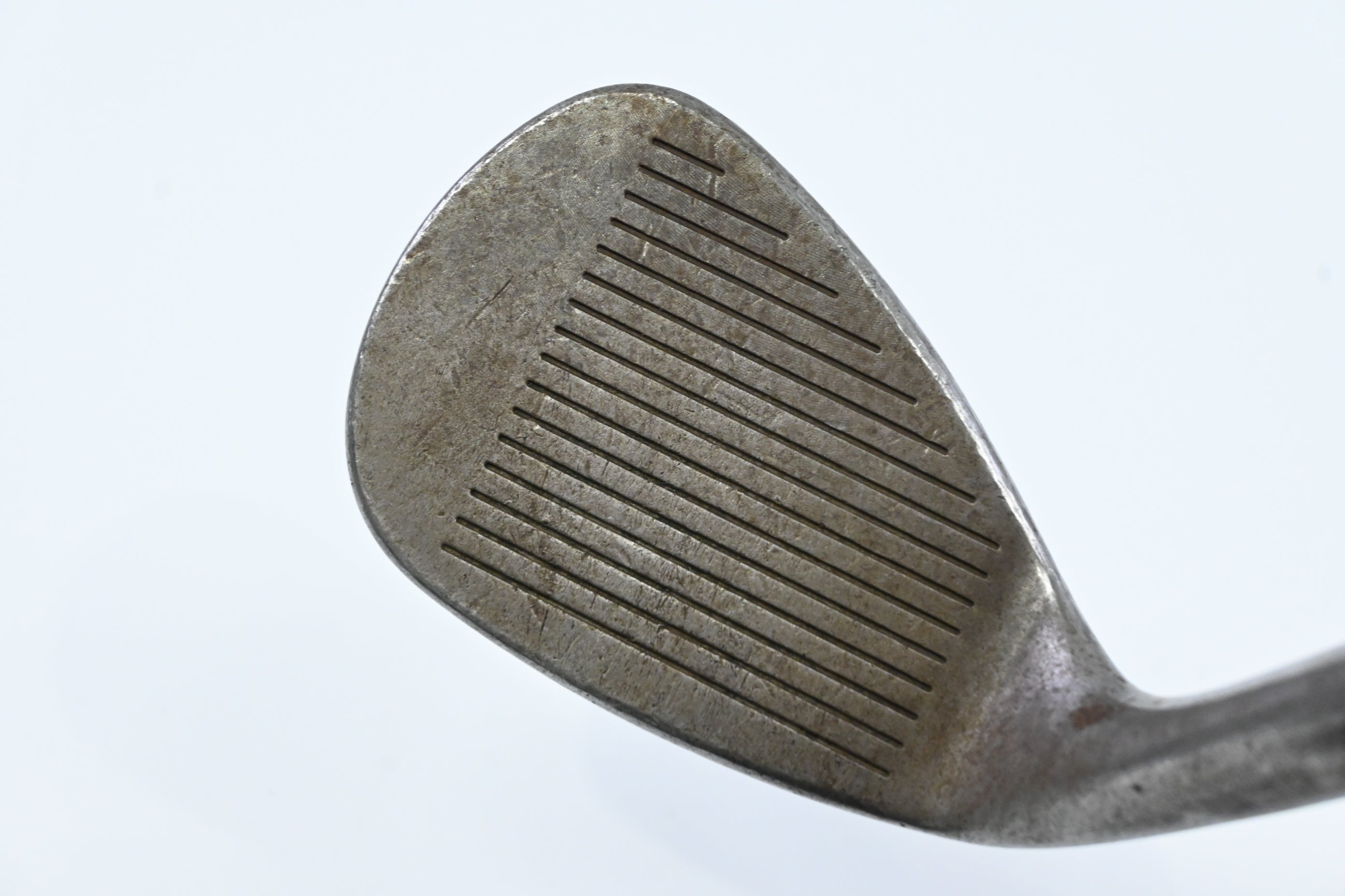Wilson Staff Model Sand Wedge / 56 Degree / Stiff Flex Dynamic Gold S400