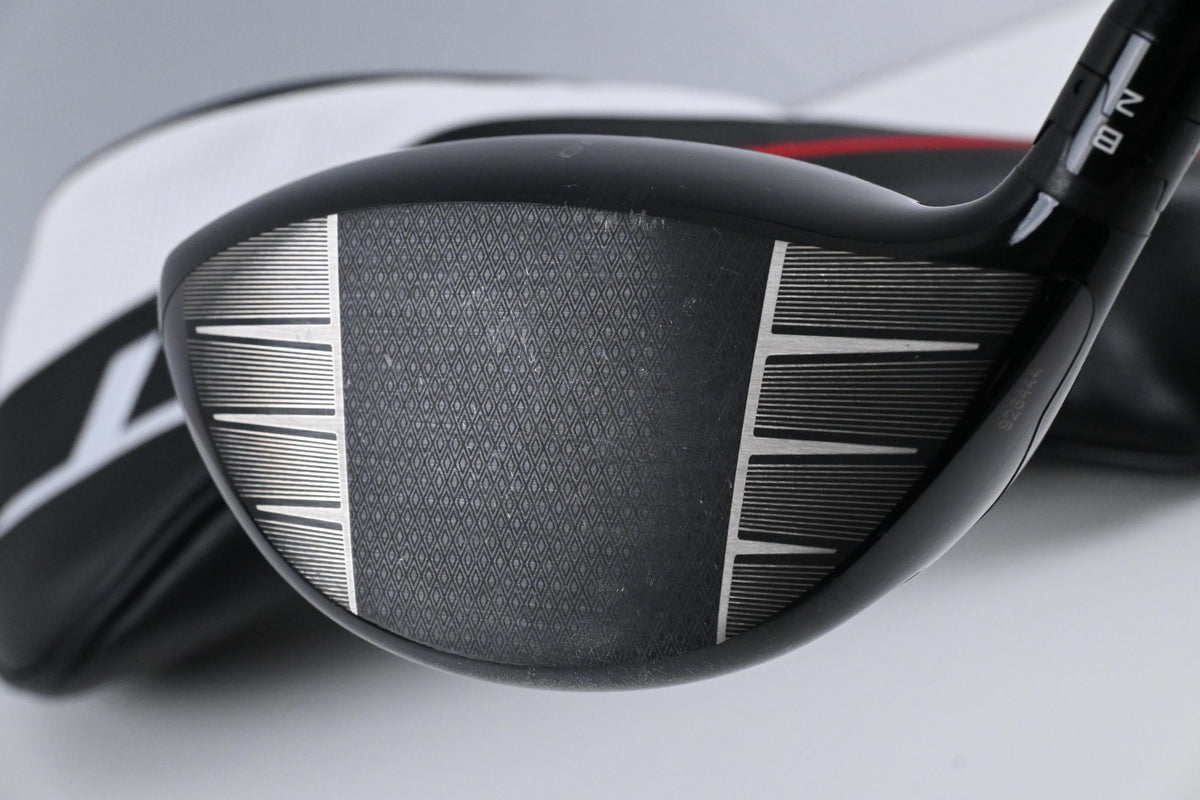 Titleist GT2 Driver / 10 Degree / Regular Flex Tensei 1K Blue 65 Shaft