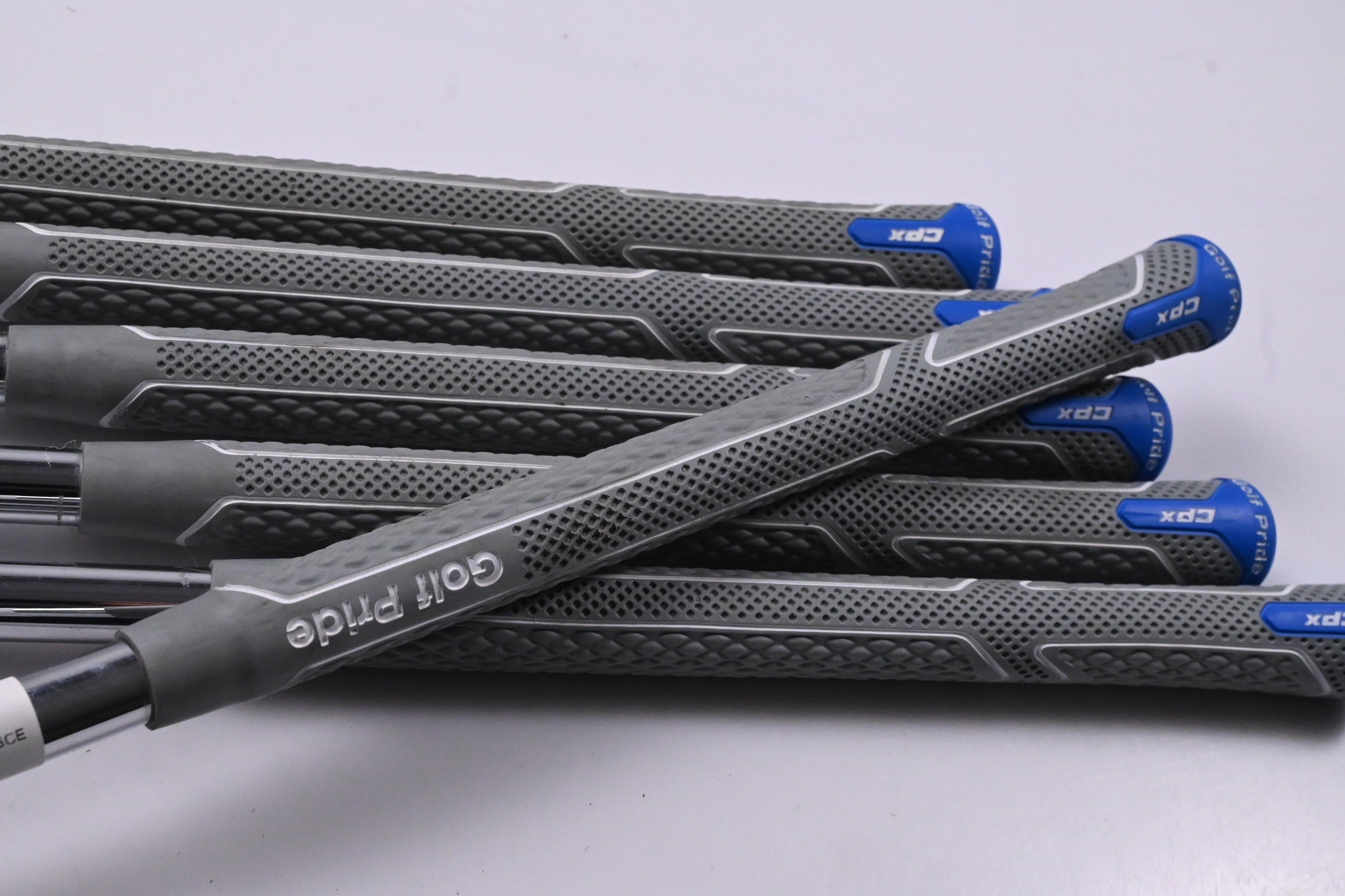 Taylormade SIM2 Max Irons / 5-PW / Stiff Flex Elevate 95 Shafts