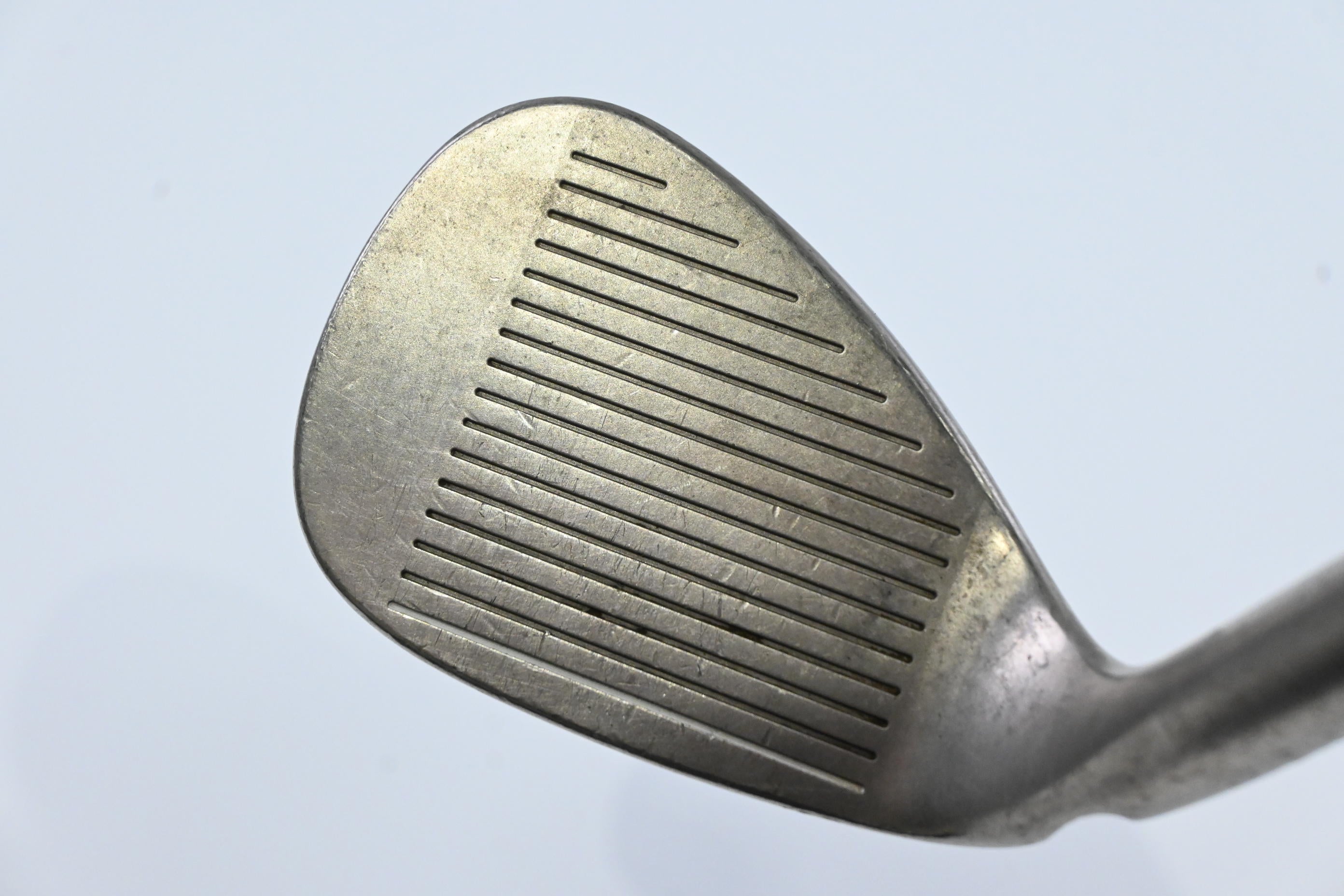 Ping Tour Sand Wedge / 56 Degree / Green Dot / X-Flex Dynamic Gold X100