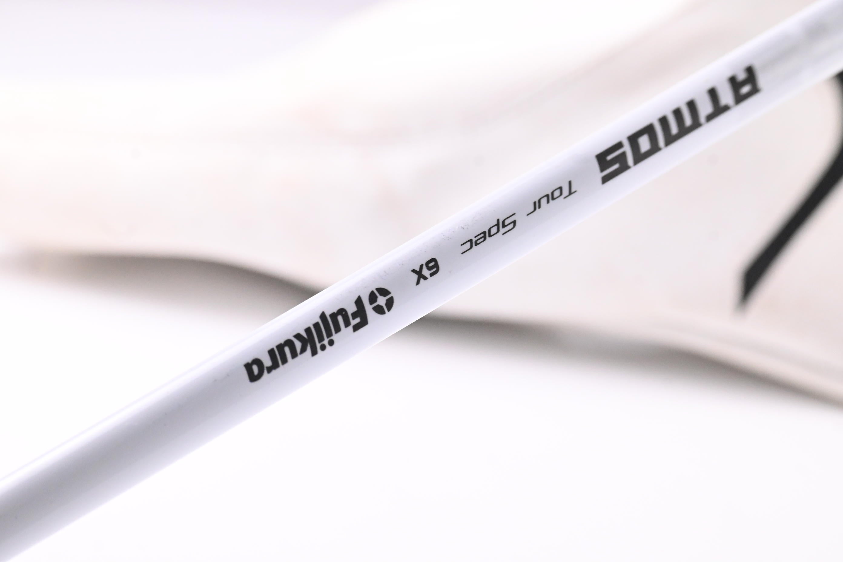 Left Hand Mizuno ST200 Driver / 9.5 Degree / X-Flex Fujikura Atmos Tour Spec 6 Shaft